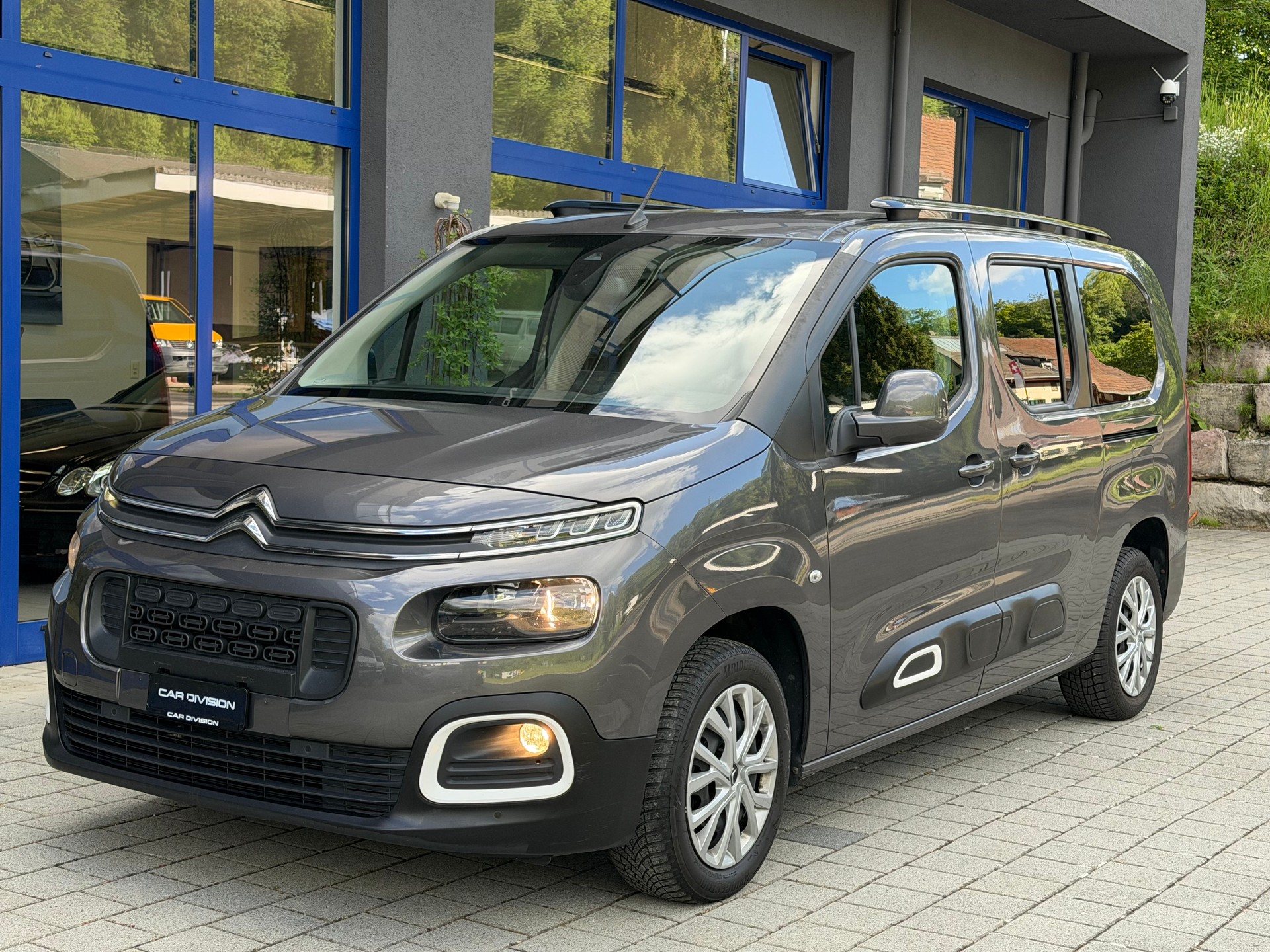 CITROEN Berlingo XL 1.5 BlueHDi 7 Plätze Feel-showroom-element-1