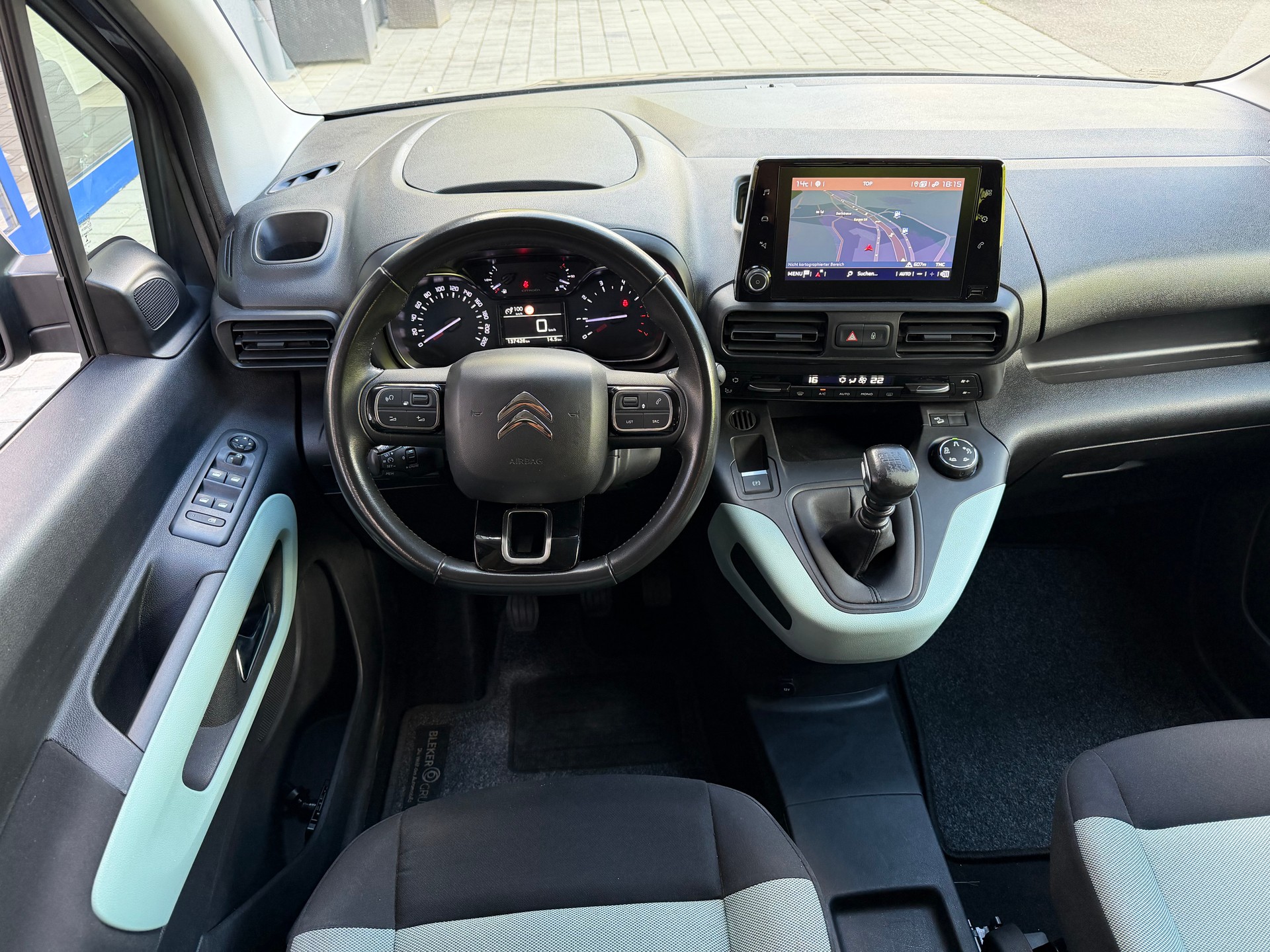 CITROEN Berlingo XL 1.5 BlueHDi 7 Plätze Feel-image-13