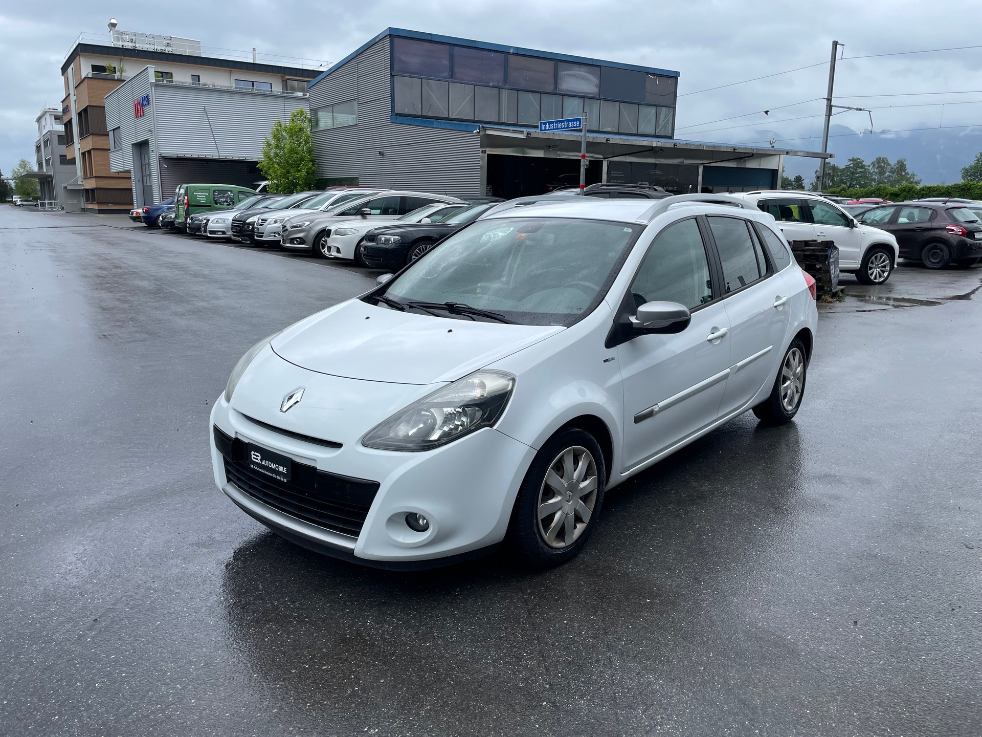 RENAULT Clio Grandtour 1.2 16V Turbo Night&Day