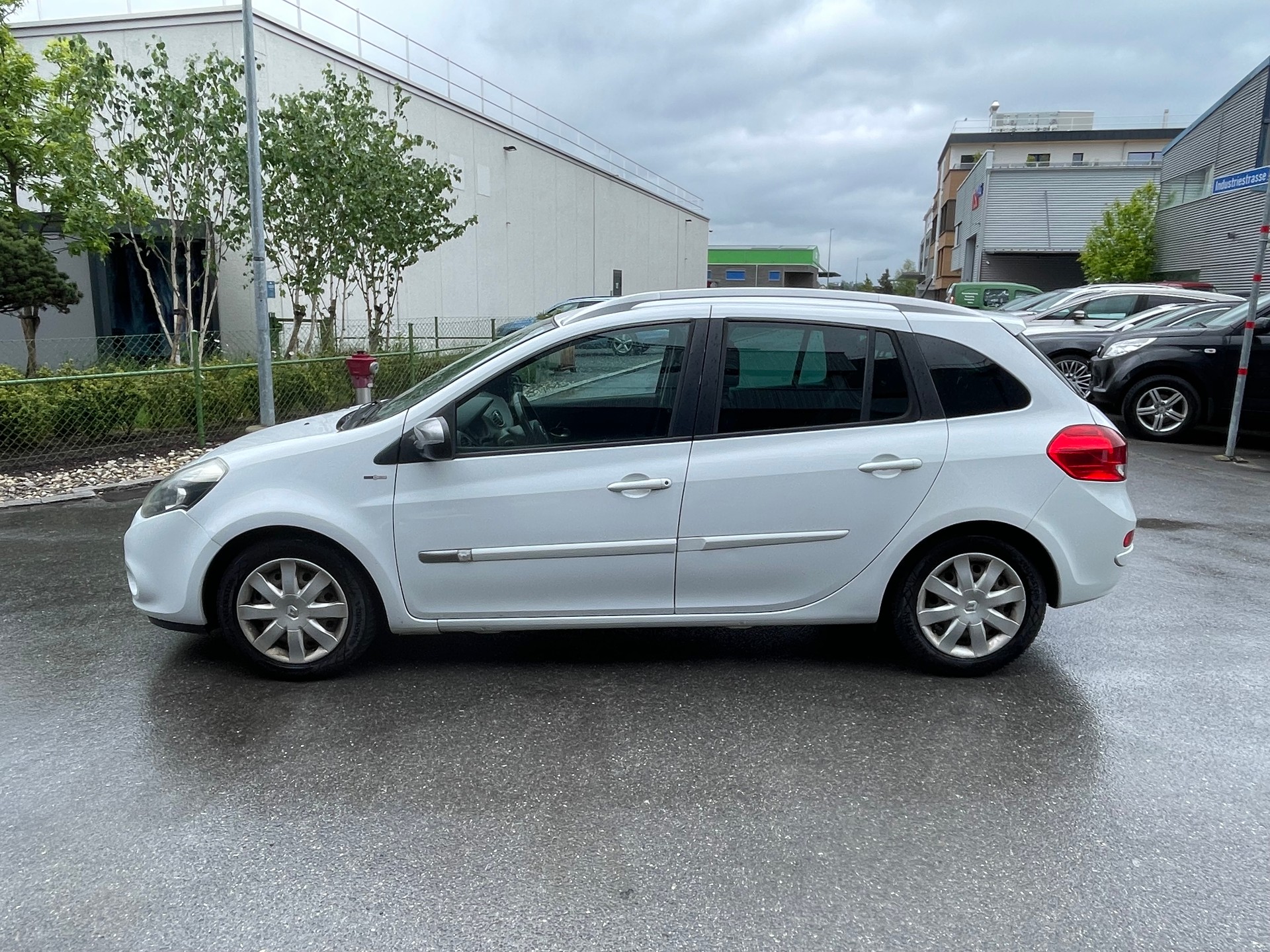RENAULT Clio Grandtour 1.2 16V Turbo Night&Day-image-7