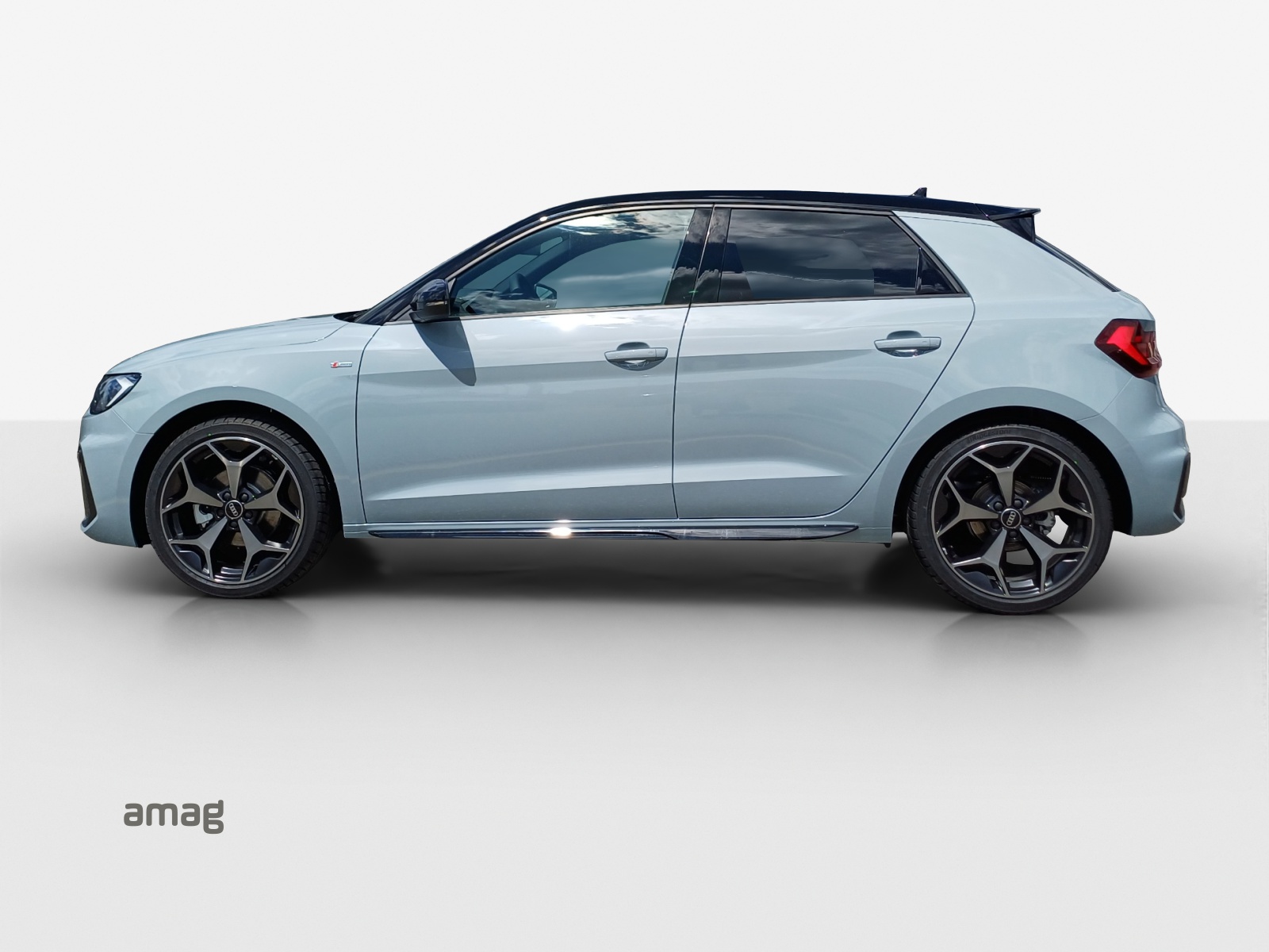 AUDI A1 Sportback 30 TFSI S Line Attraction S-tronic-image-1