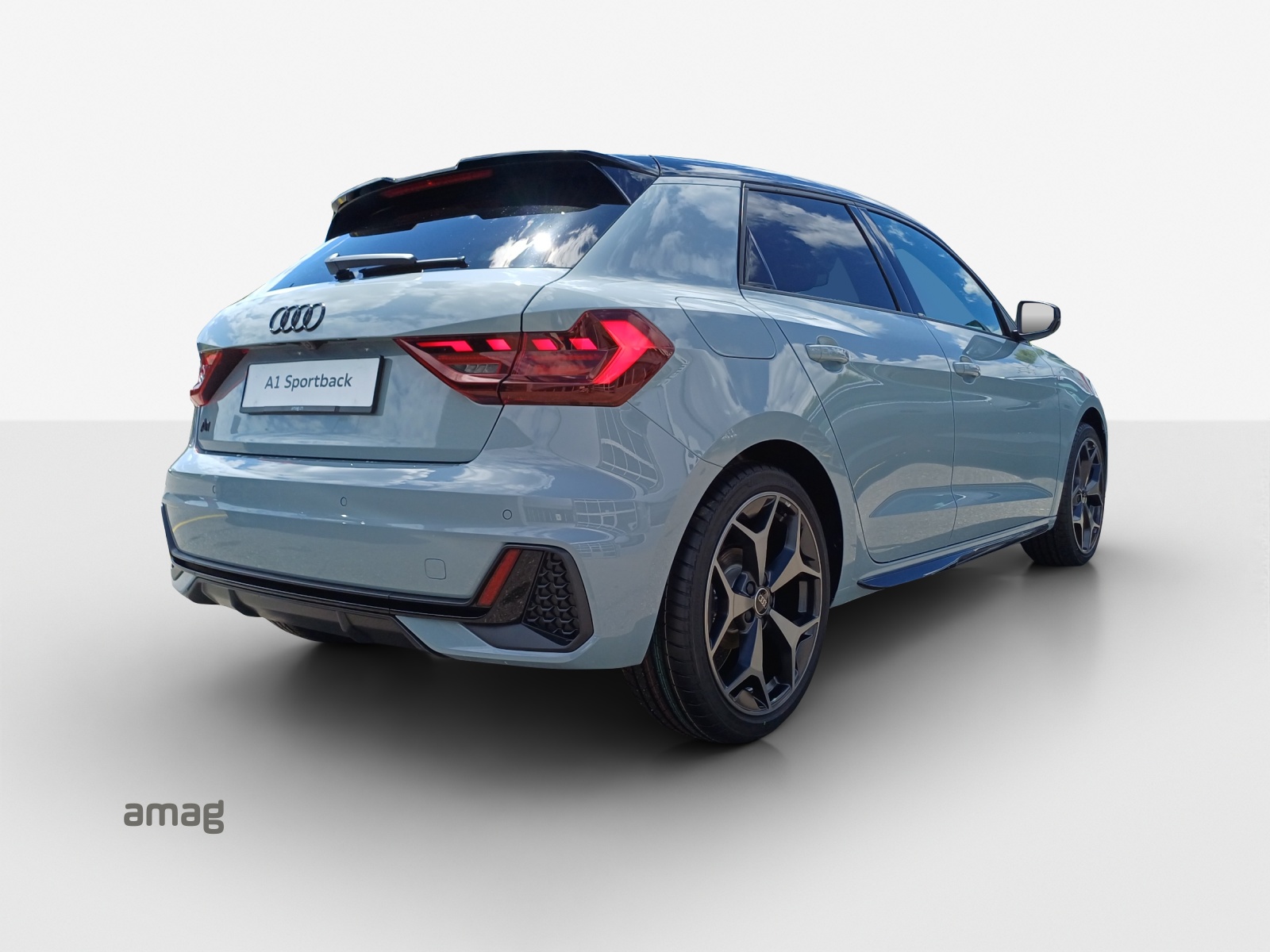 AUDI A1 Sportback 30 TFSI S Line Attraction S-tronic-image-4