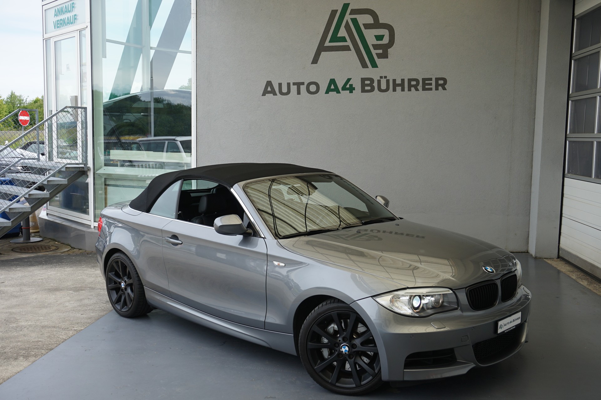BMW 135i Cabriolet DSG-Automat 306PS-showroom-element-2