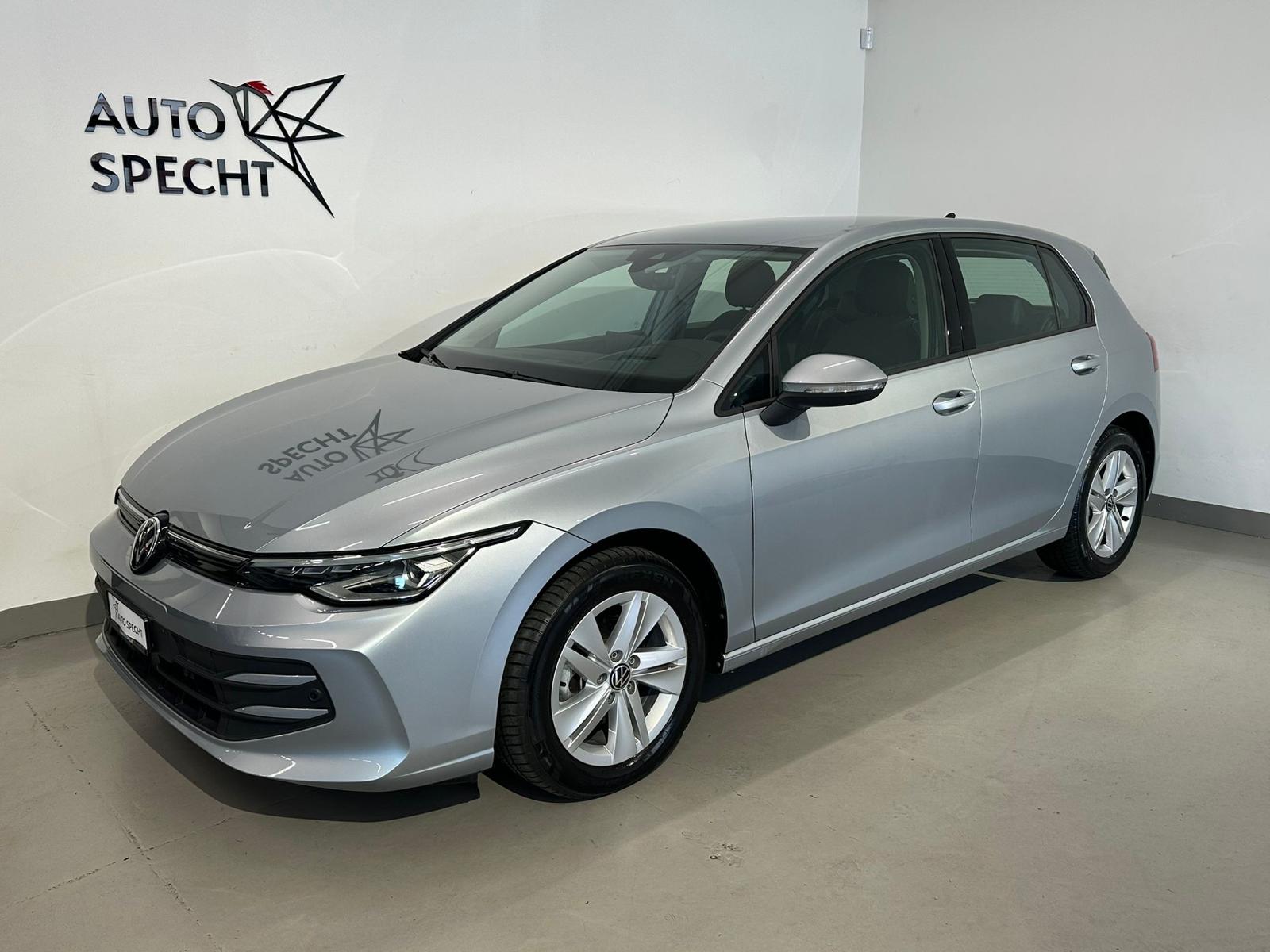 VW Golf 2.0 TDI Life DSG-showroom-element-1