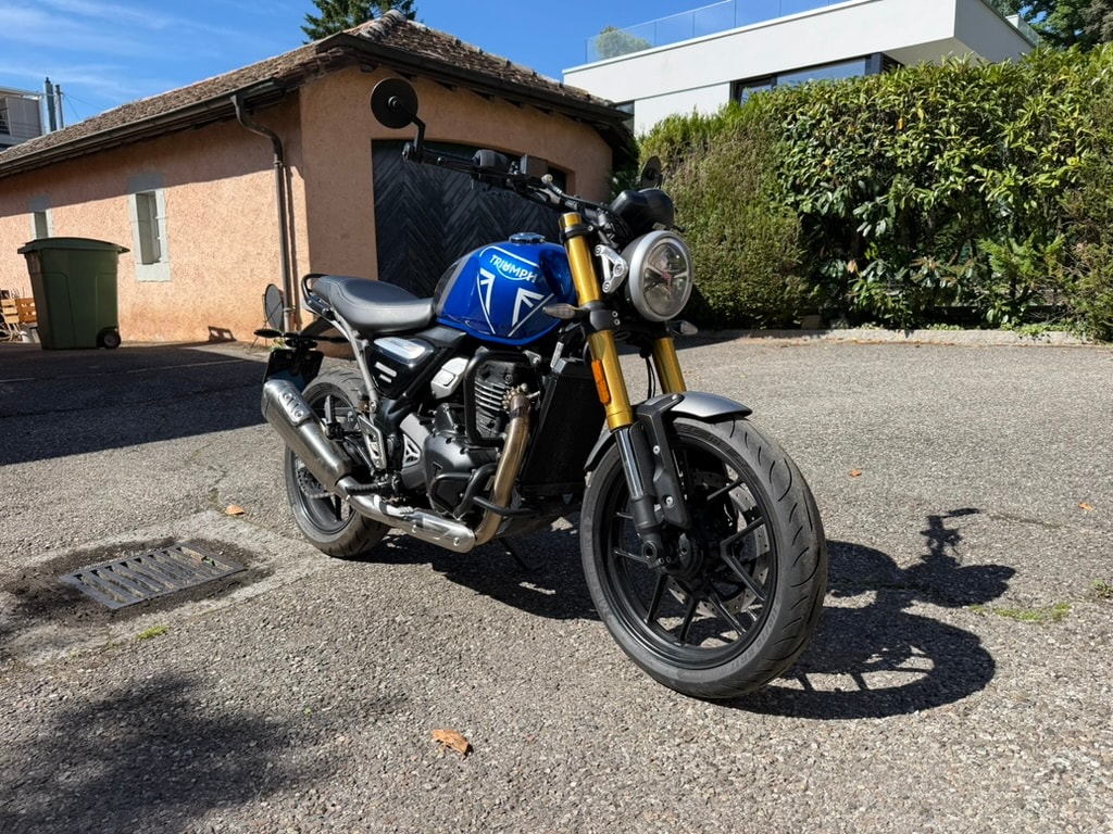 TRIUMPH Speed Triple-image-1
