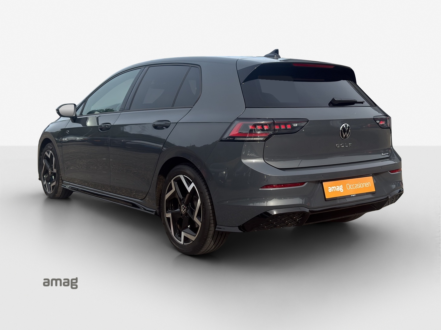 VW Golf 2.0 TSI R-Line DSG 4 Motion-showroom-element-2