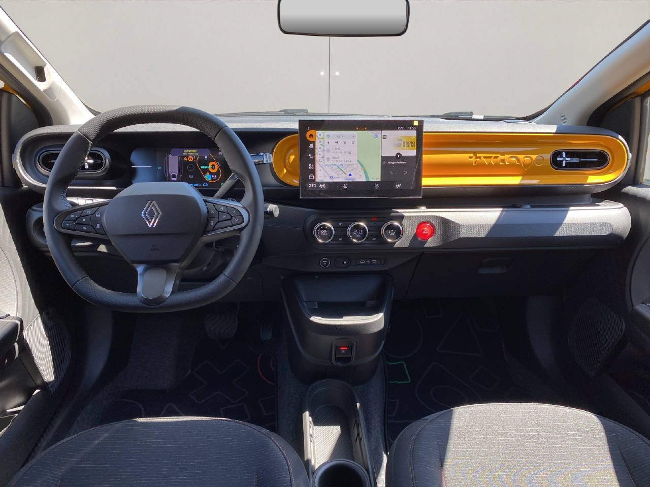 RENAULT Twingo E-Tech Urban Range tech Demo-image-10