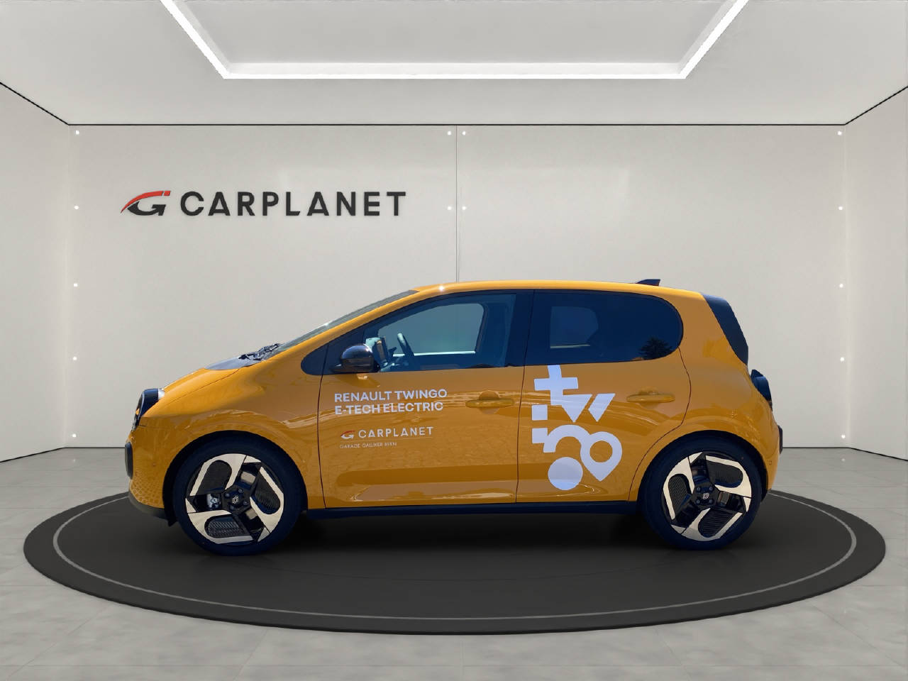 RENAULT Twingo E-Tech Urban Range tech Demo-showroom-element-3