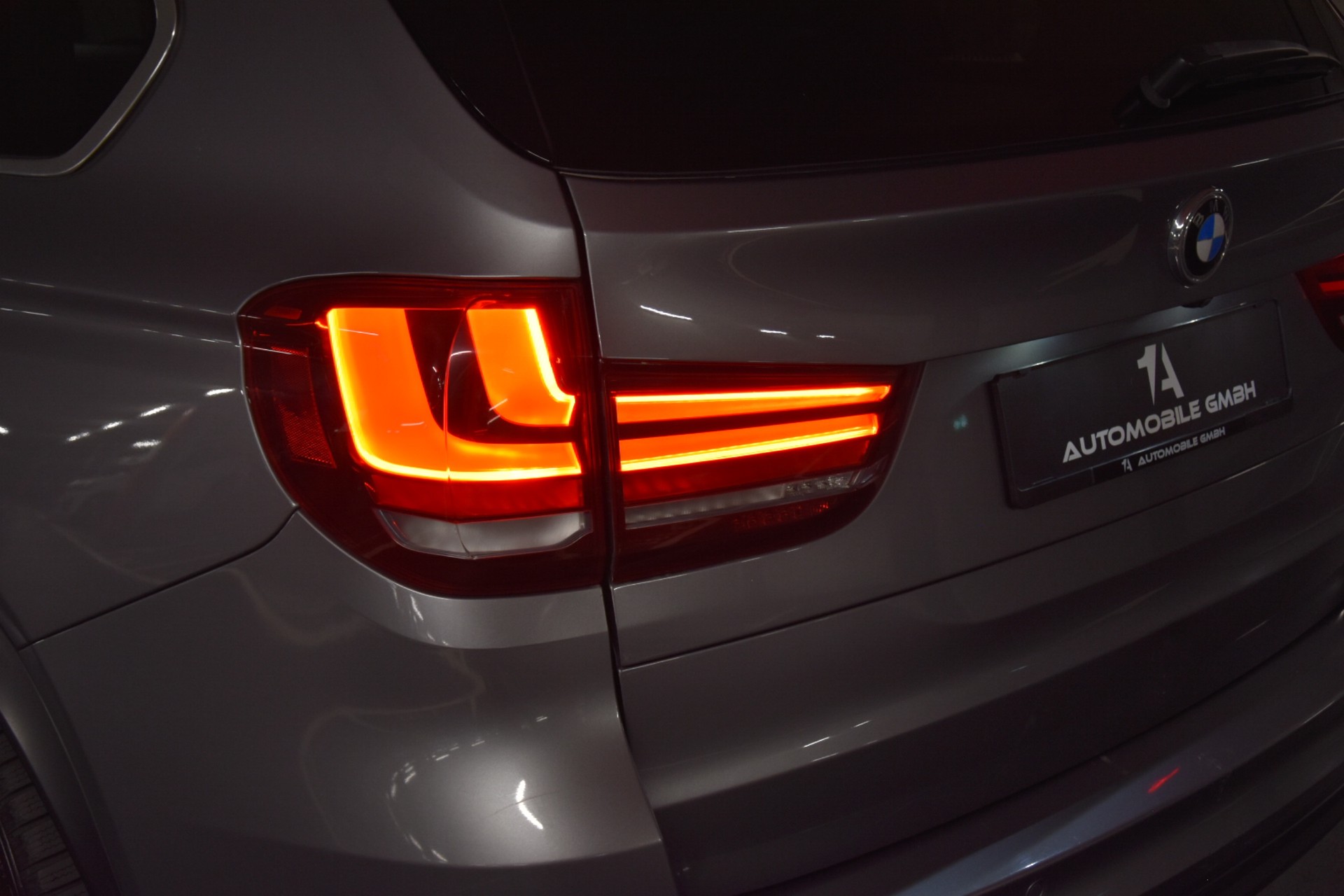 BMW X5 xDrive 40d Steptronic-image-4