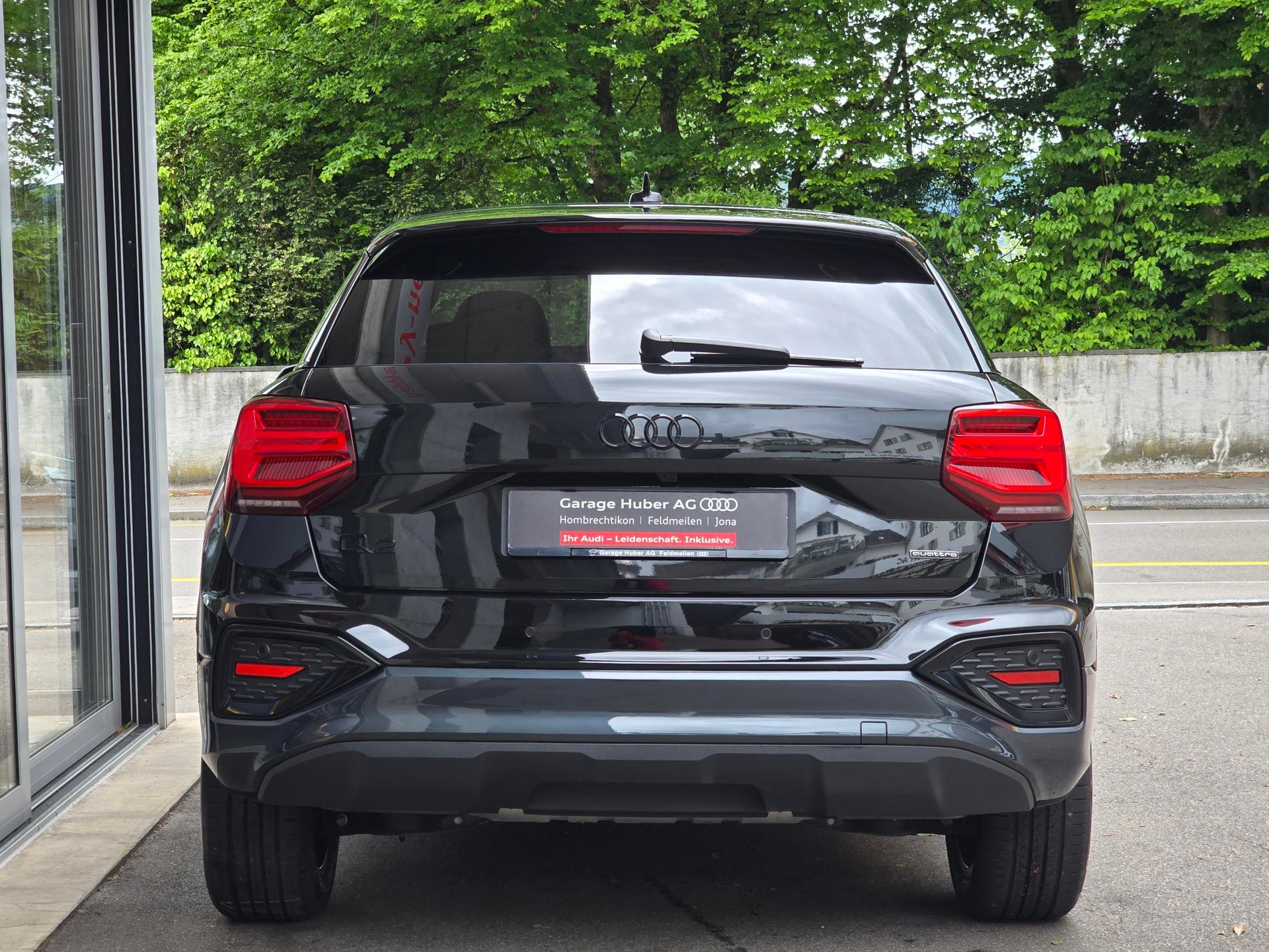 AUDI Q2 40 TFSI advanced Attraction quattro S-tronic-showroom-element-2