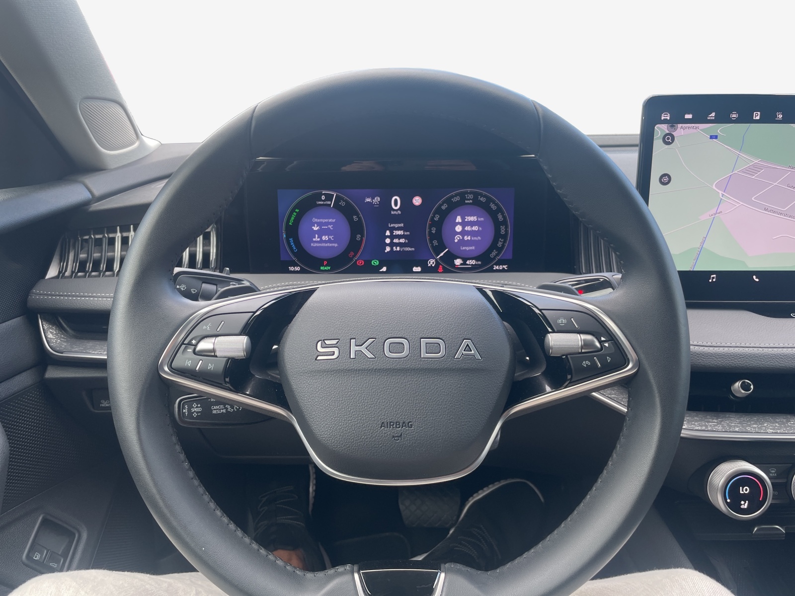 SKODA Superb Combi 1.5 TSI PHEV Selection DSG-image-9