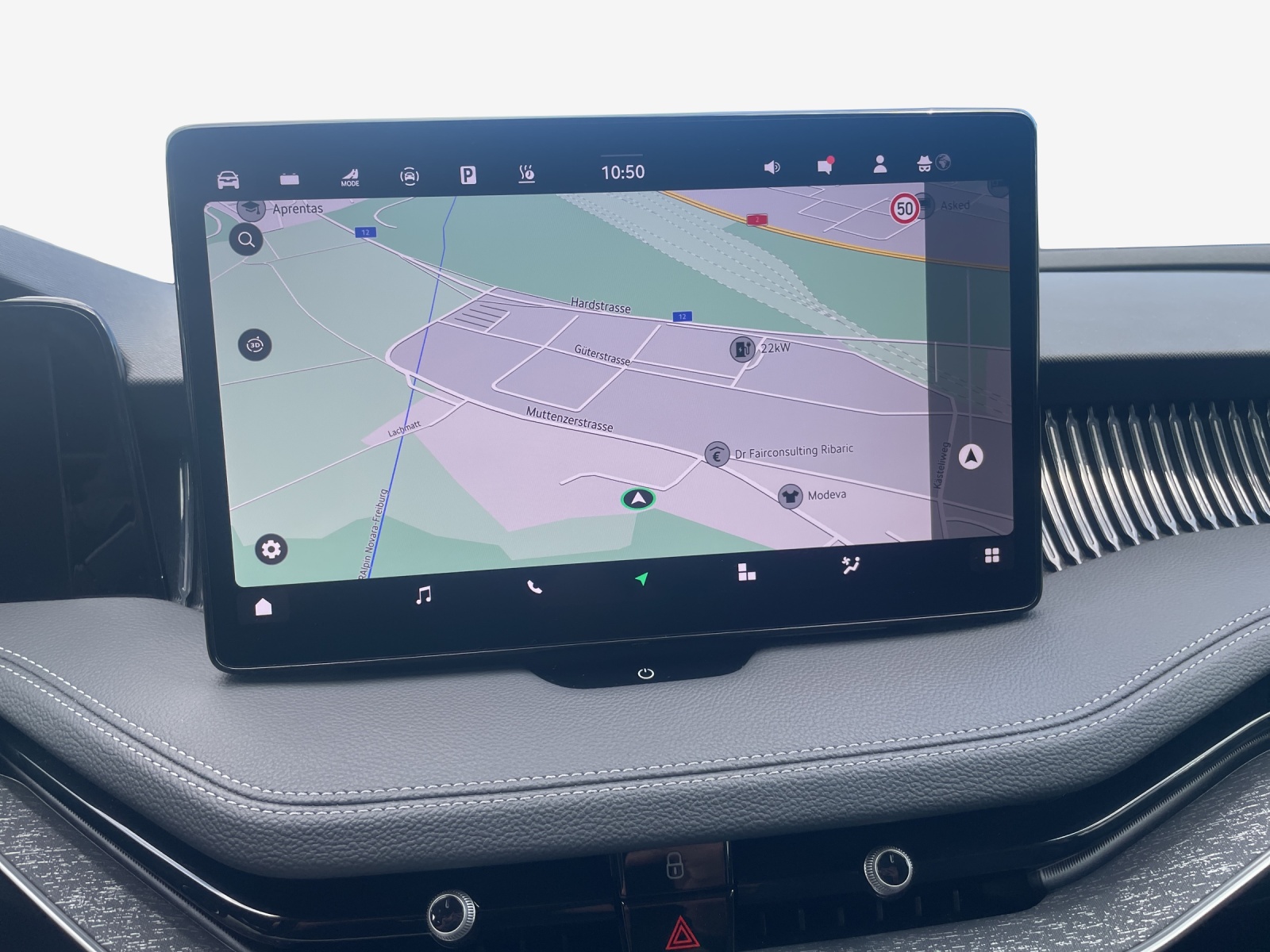 SKODA Superb Combi 1.5 TSI PHEV Selection DSG-image-10