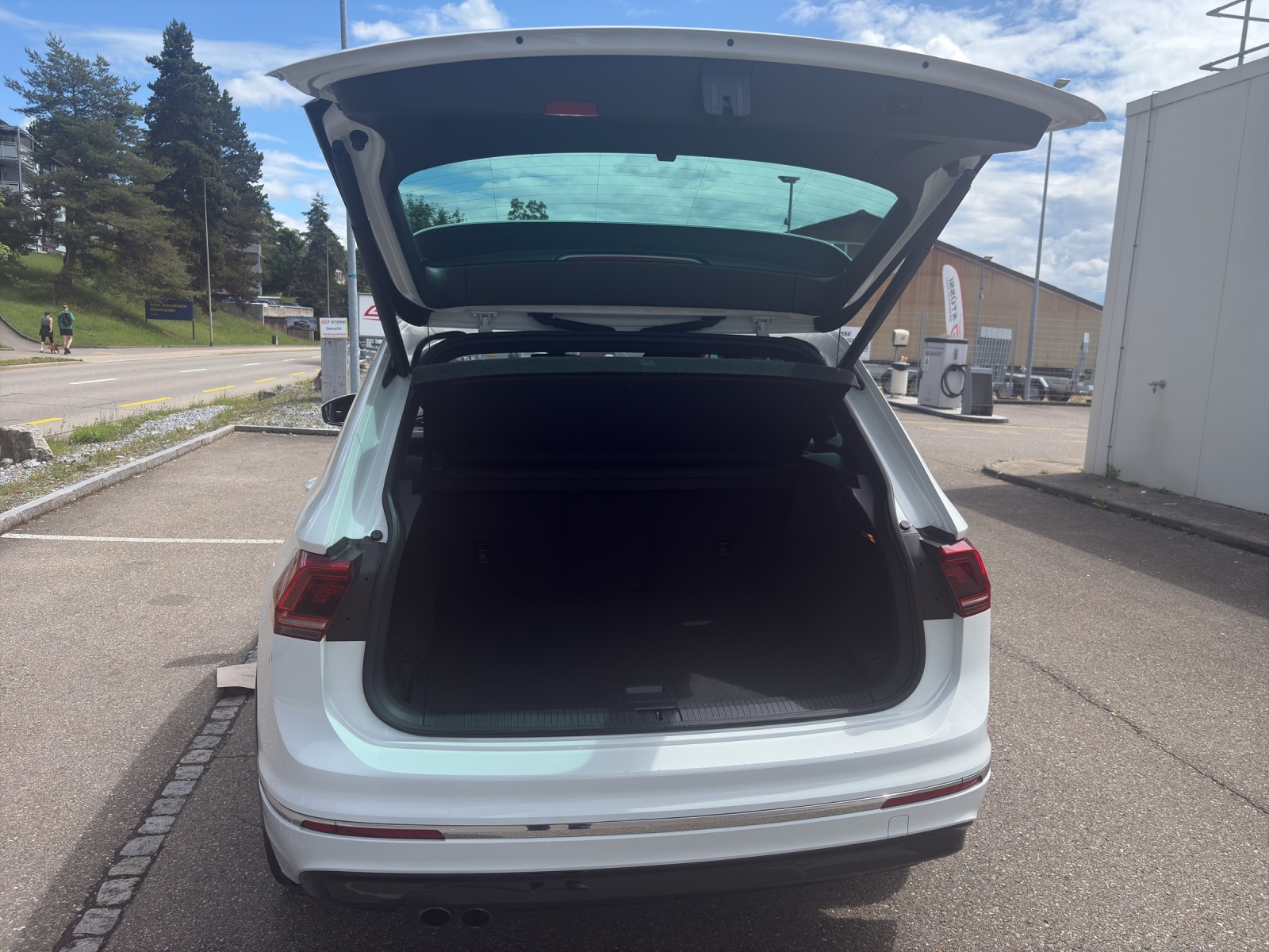 VW Tiguan 2.0 TSI Highline DSG-image-17