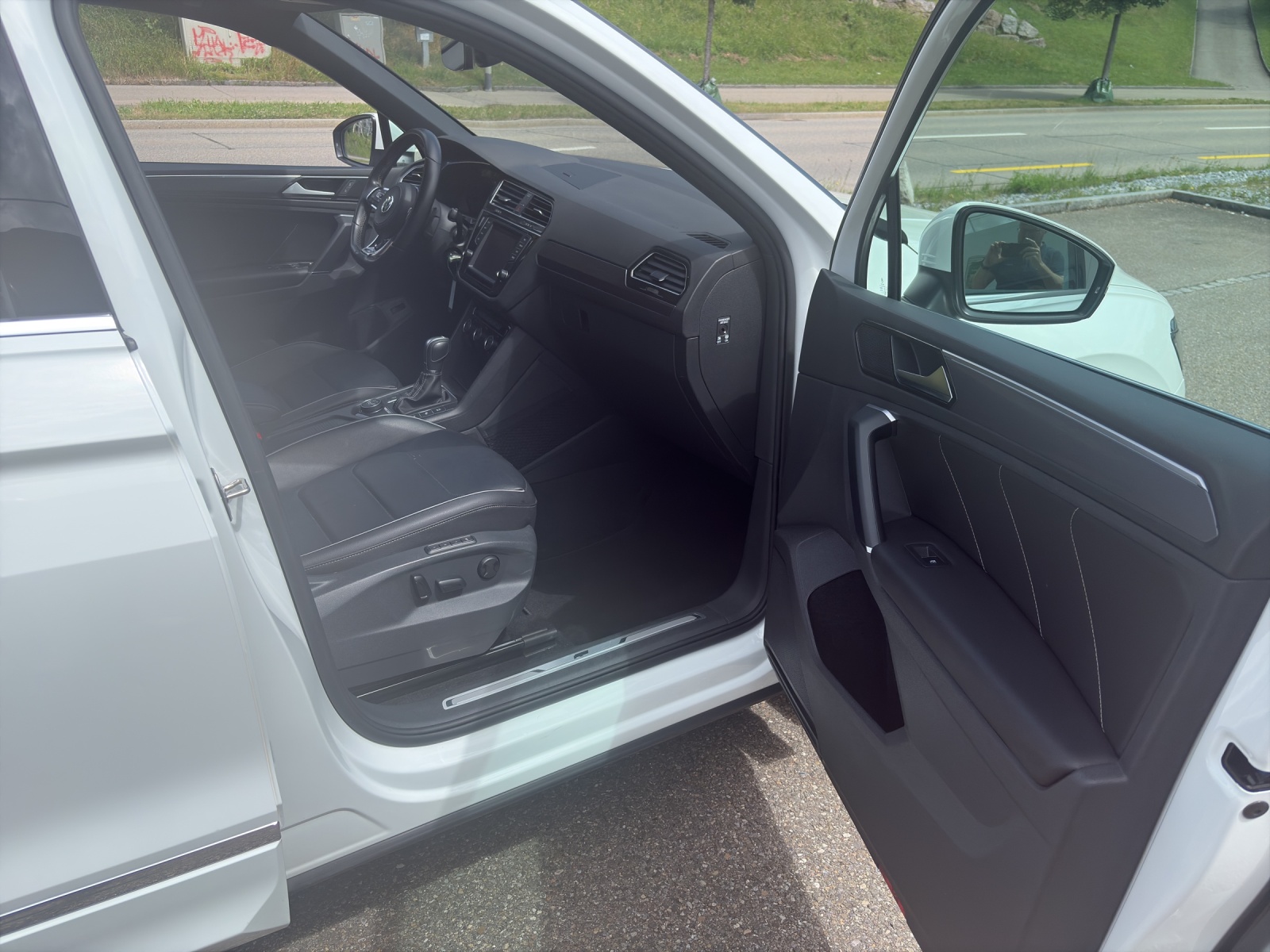 VW Tiguan 2.0 TSI Highline DSG-image-5