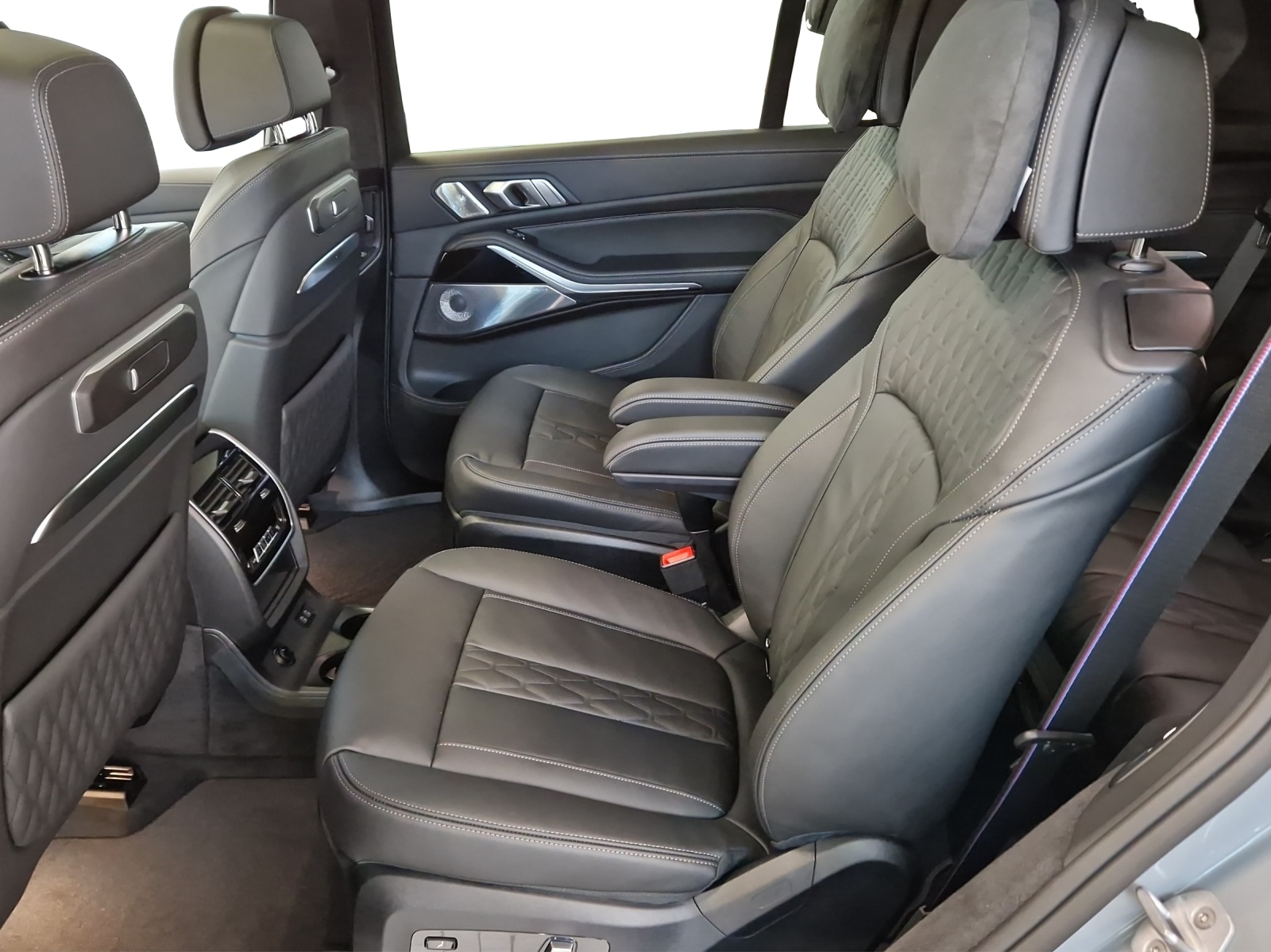 BMW X7 xDrive 48V 40d M Sport Pro Steptronic-image-15
