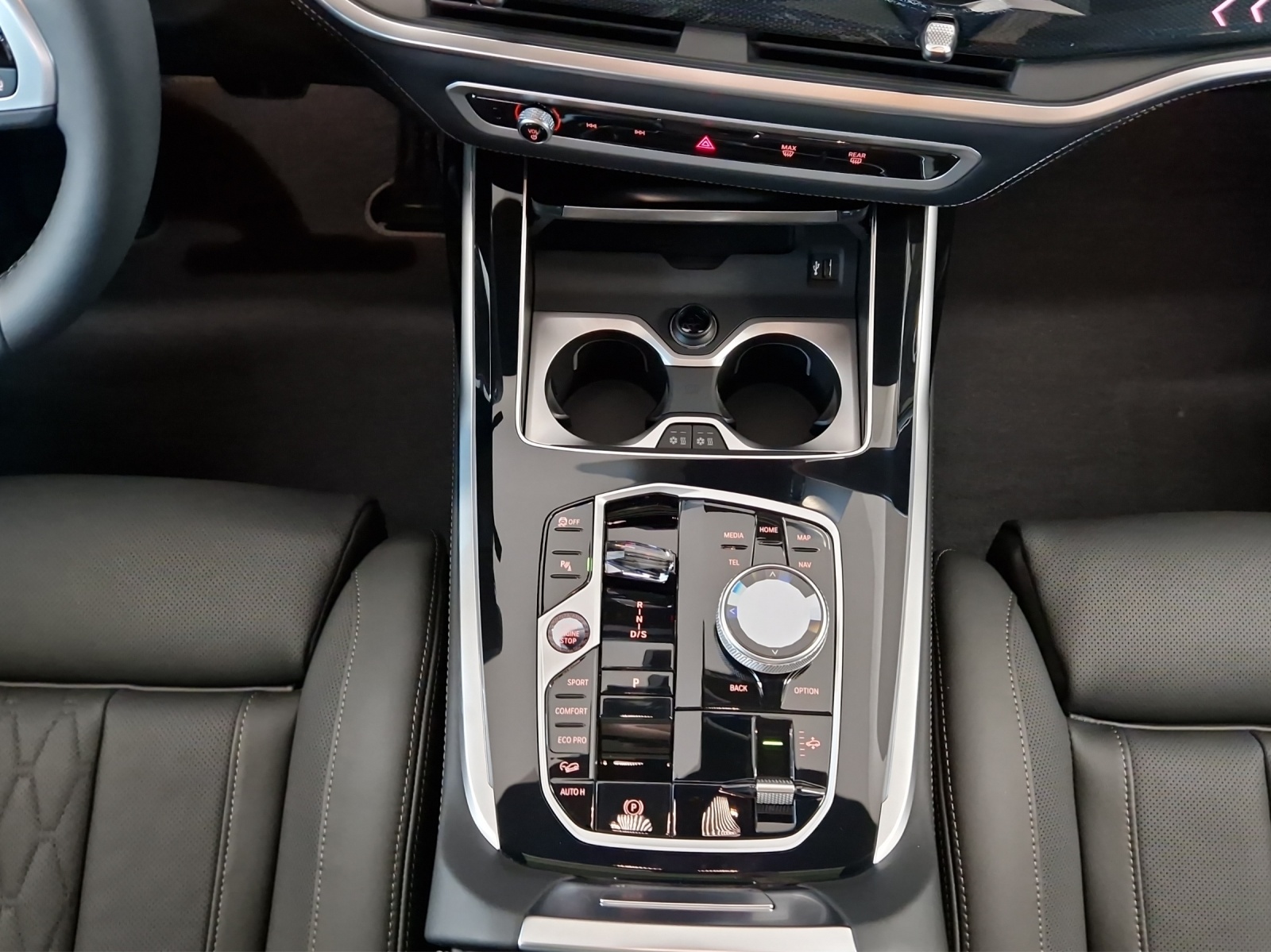 BMW X7 xDrive 48V 40d M Sport Pro Steptronic-image-11