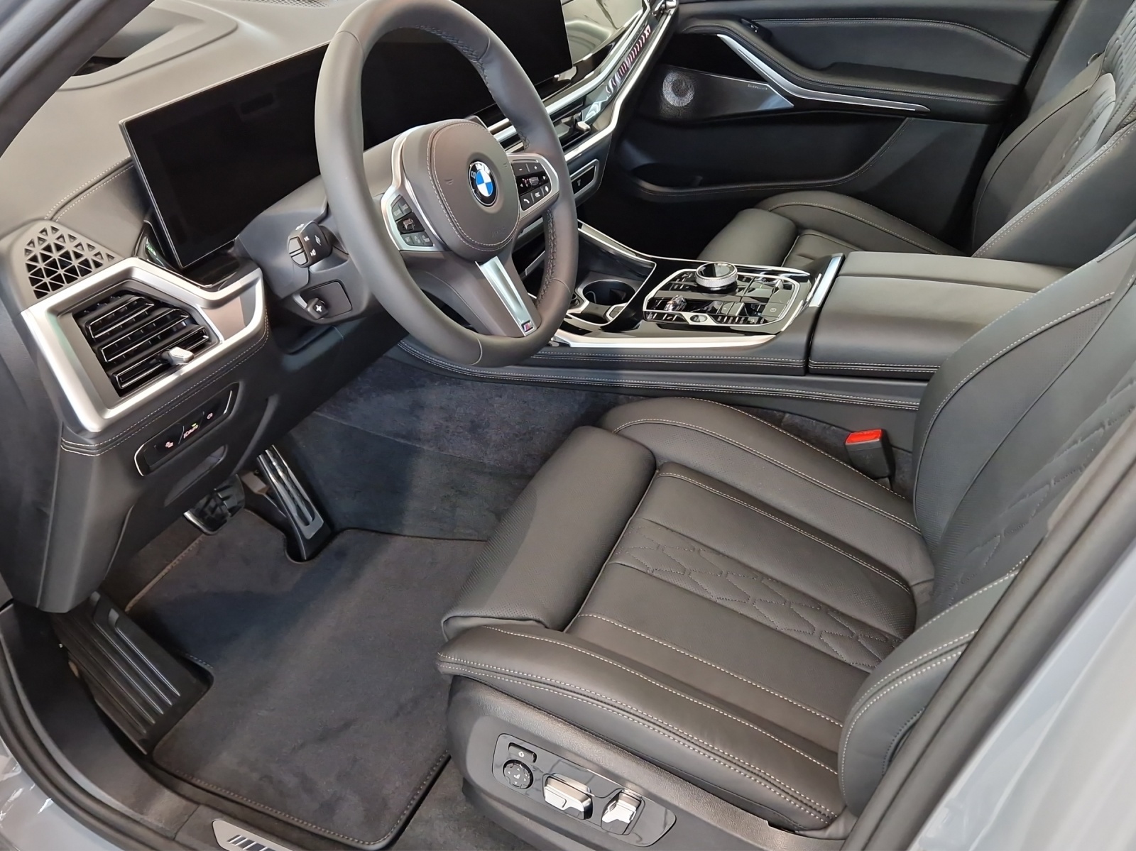 BMW X7 xDrive 48V 40d M Sport Pro Steptronic-image-6