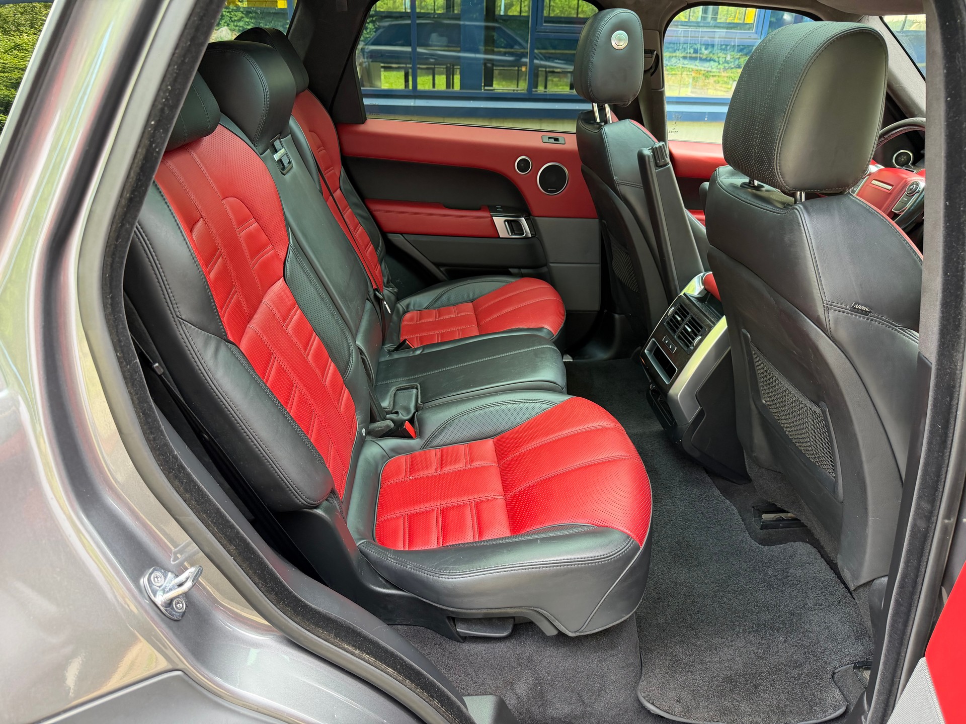 LAND ROVER Range Rover Sport 3.0 SDV6 Autobiography Automatic-image-13