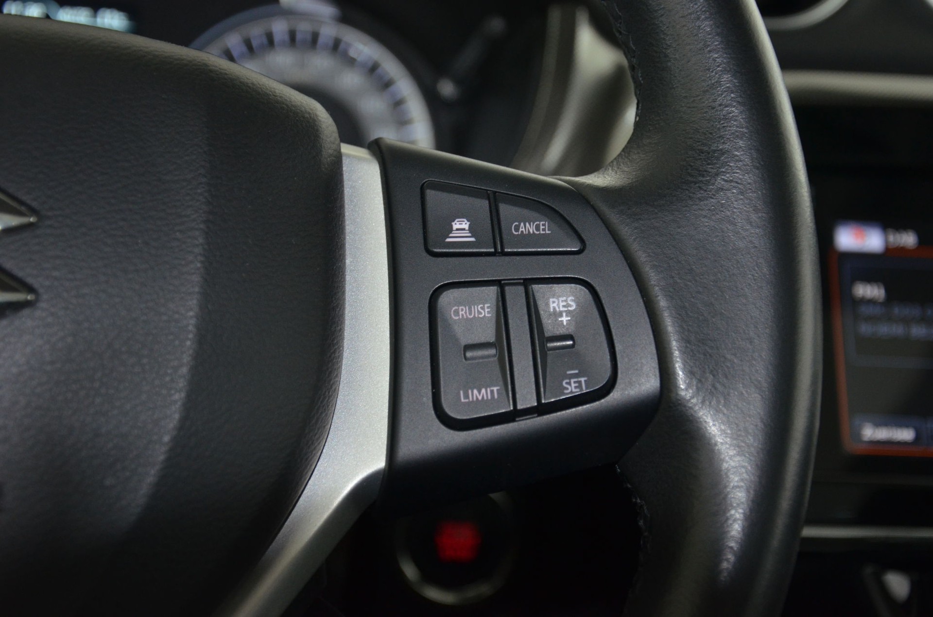 SUZUKI Vitara 1.4 Boosterjet Generation Top Hybrid-image-19
