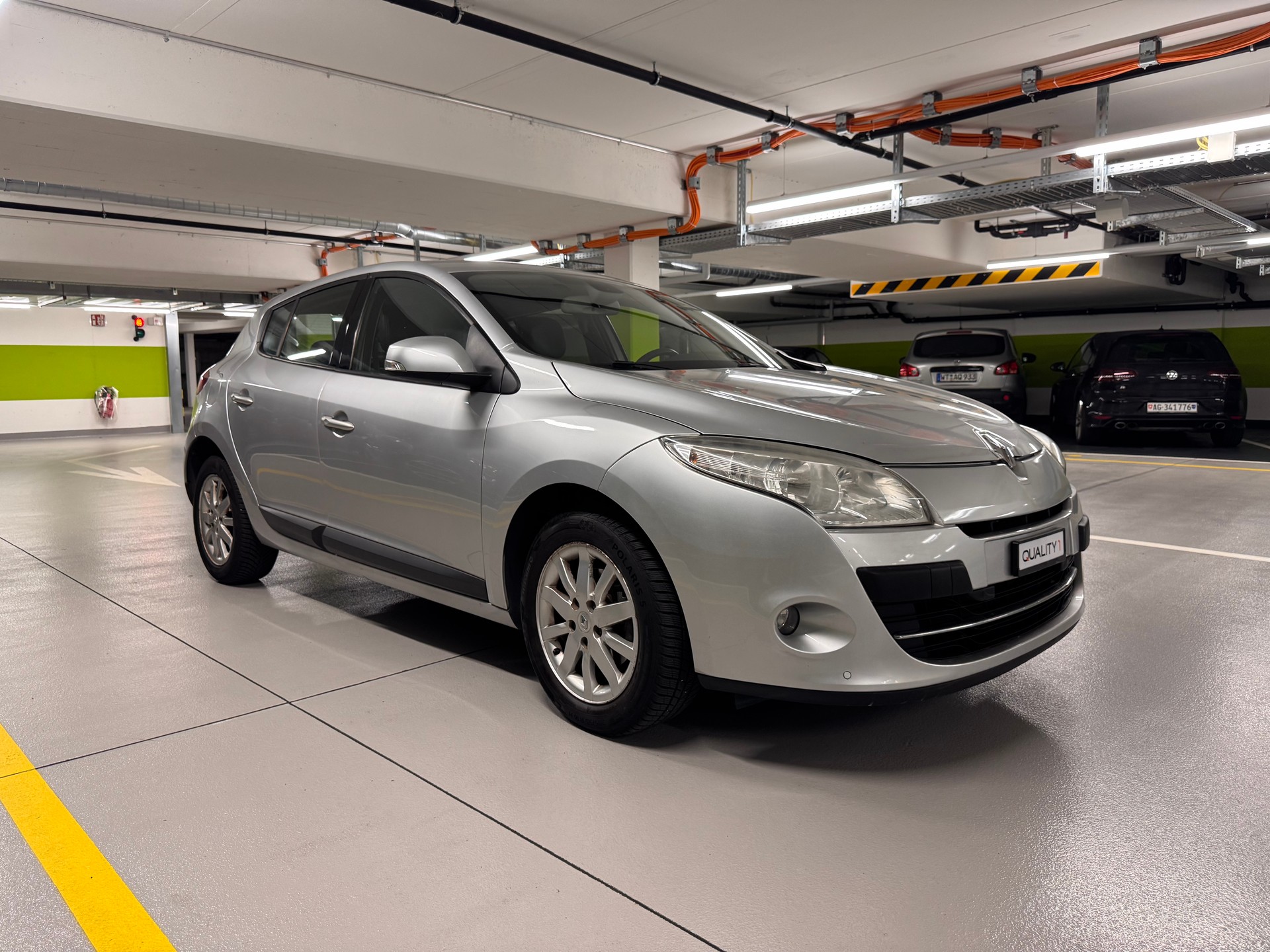 RENAULT Mégane 2.0 16V Privilège CVT-image-2