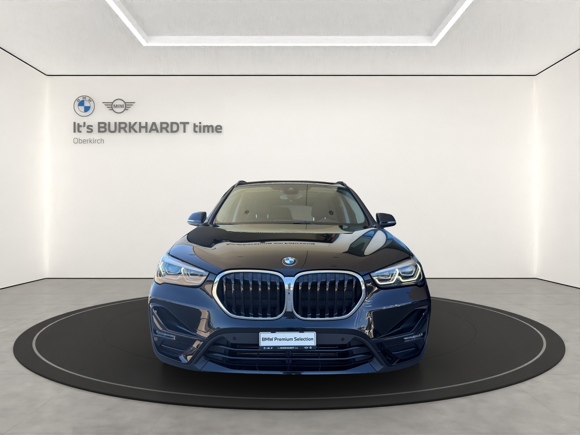 BMW X1 xDrive 18d Sport Line-image-8