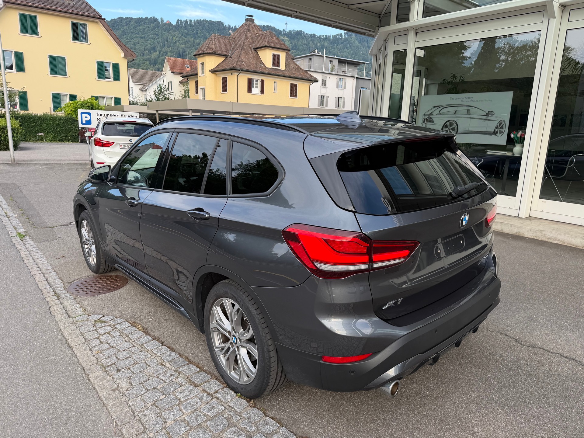 BMW X1 xDrive 25e Sport Line Steptronic-showroom-element-3