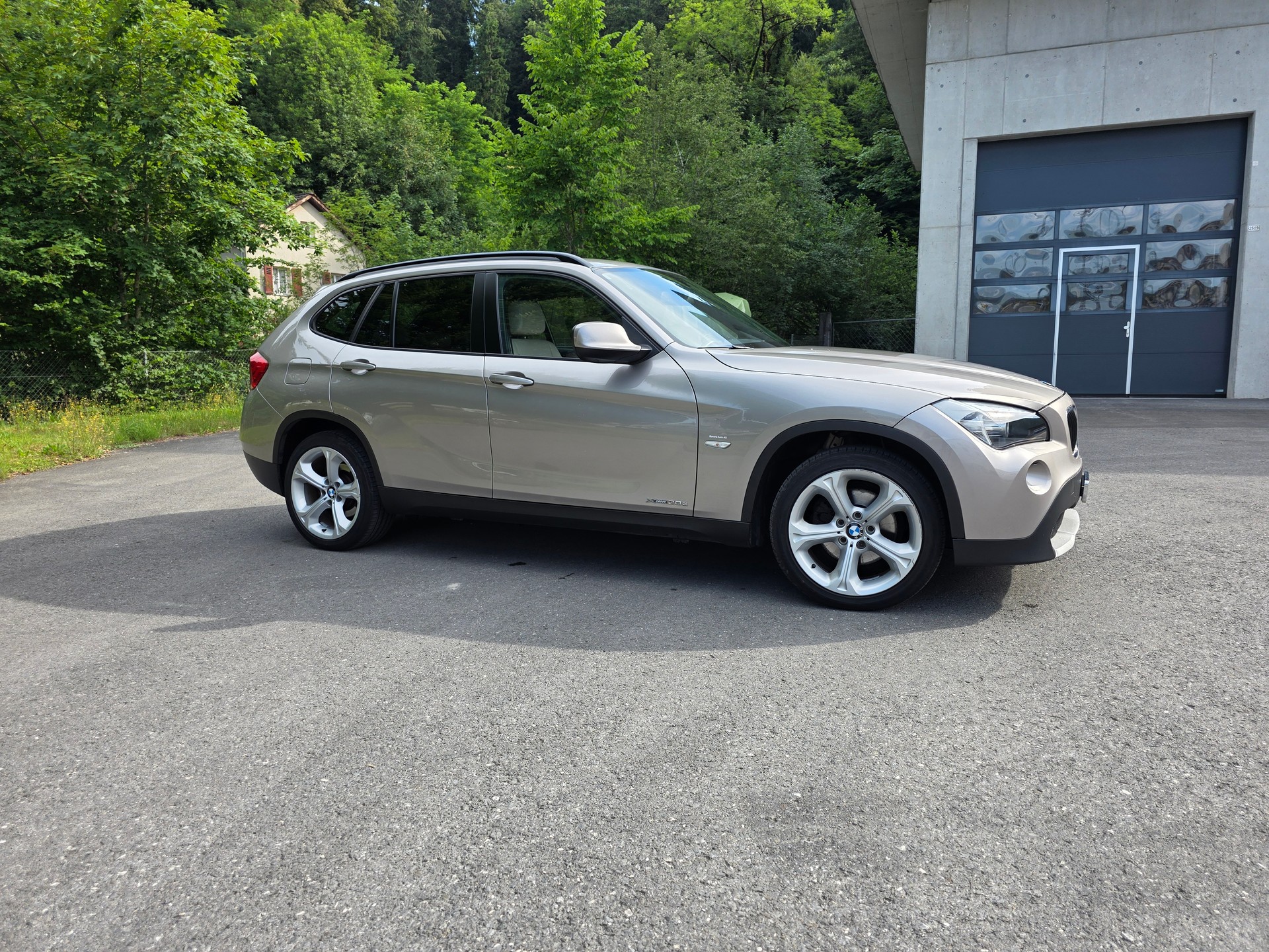 BMW X1 xDrive 20d-image-7