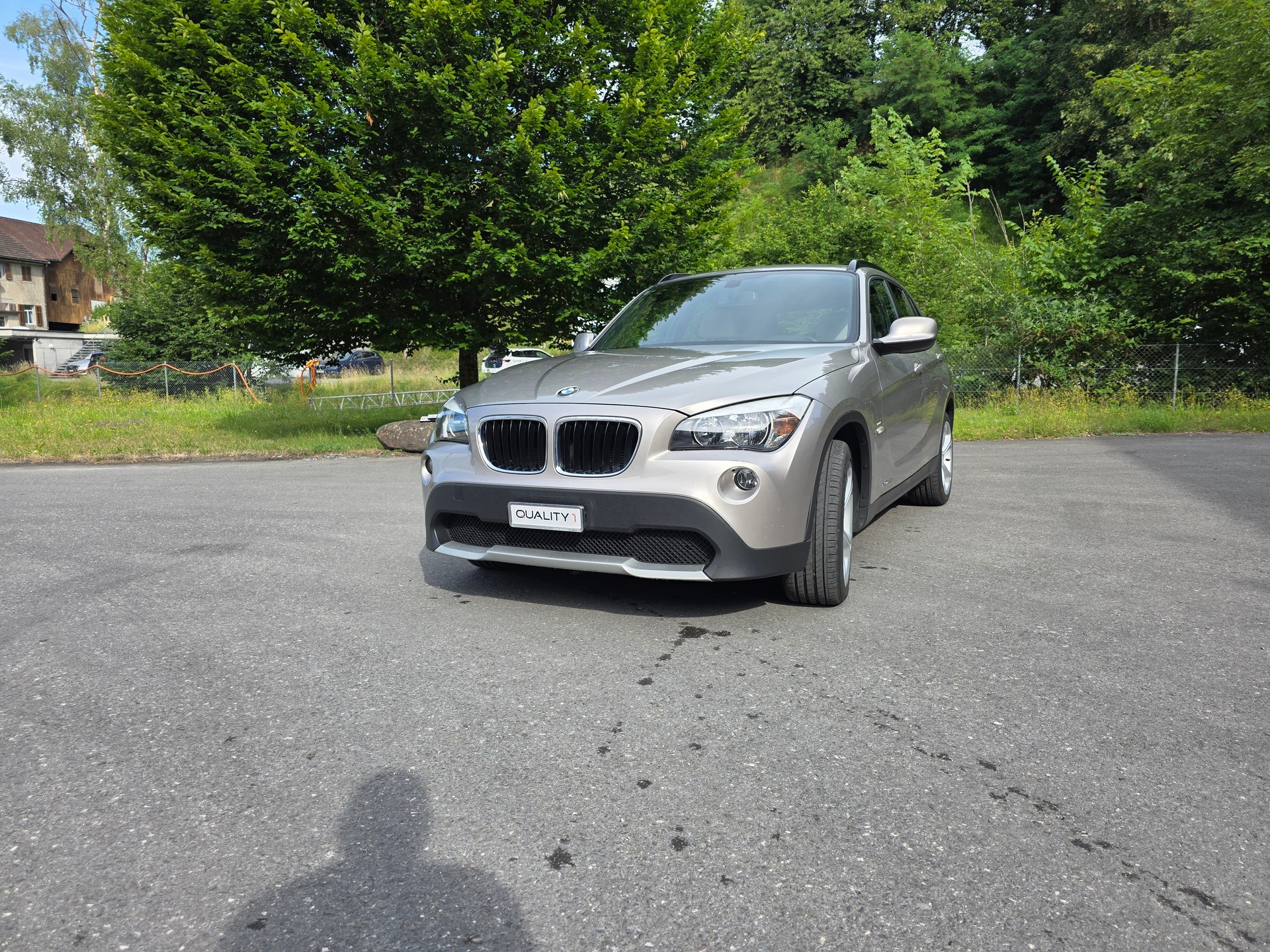 BMW X1 xDrive 20d-showroom-element-3