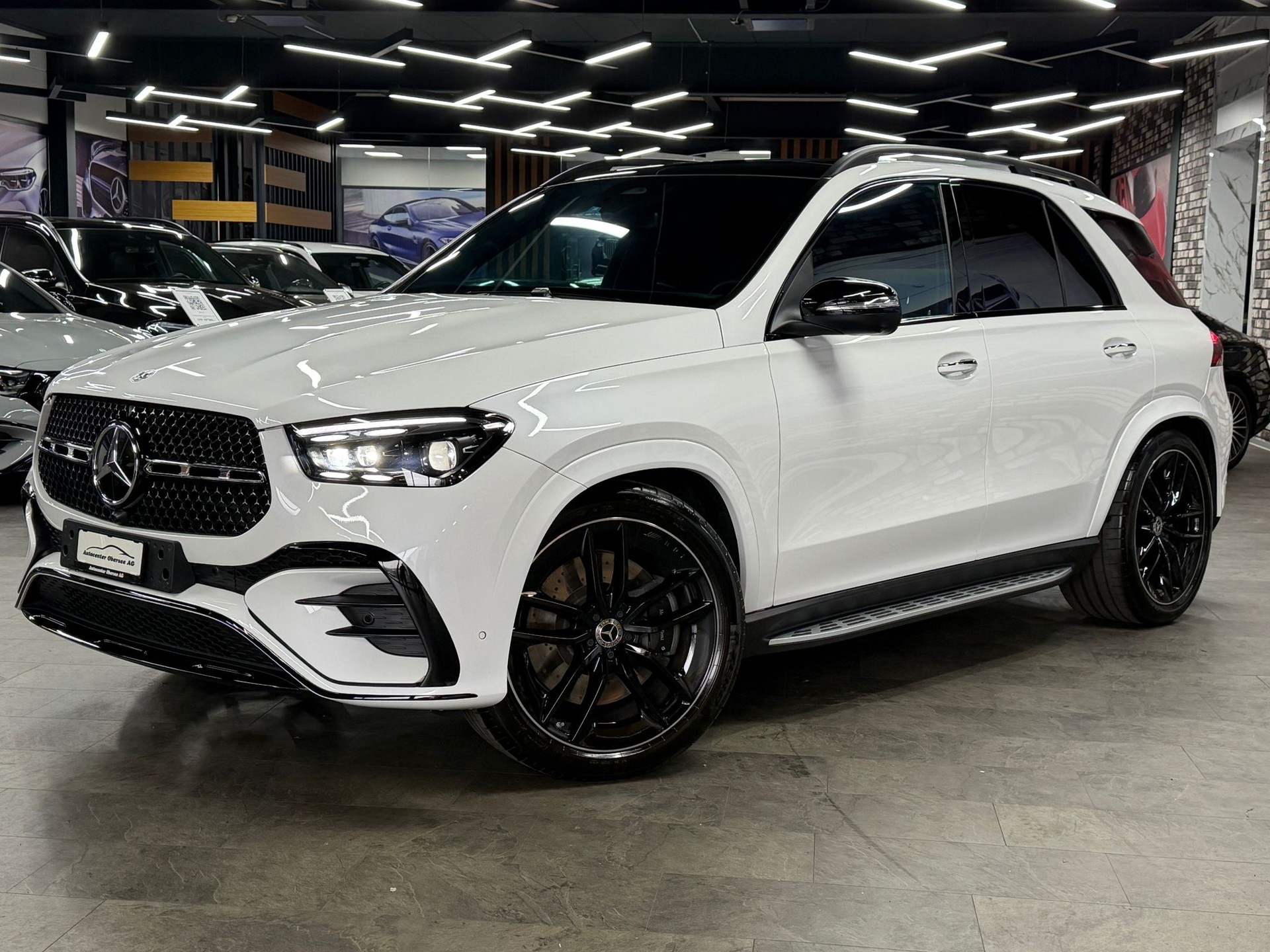 MERCEDES-BENZ GLE 450d 4MATIC AMG | 53 AMG Bodykit | Head-Up | 360° | Panorama | Burmester | AHK-showroom-element-3