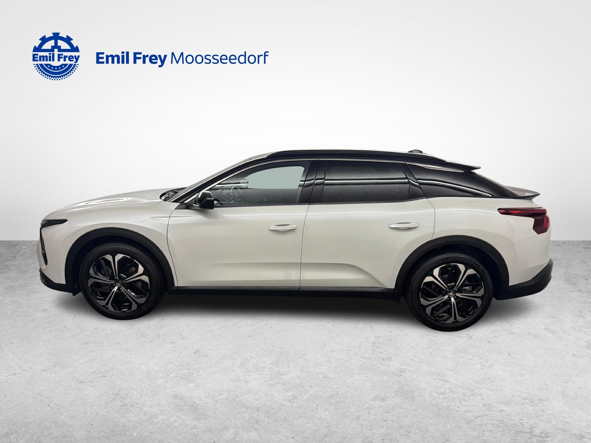 CITROEN C5 X 1.6 PureTech Shine-showroom-element-1