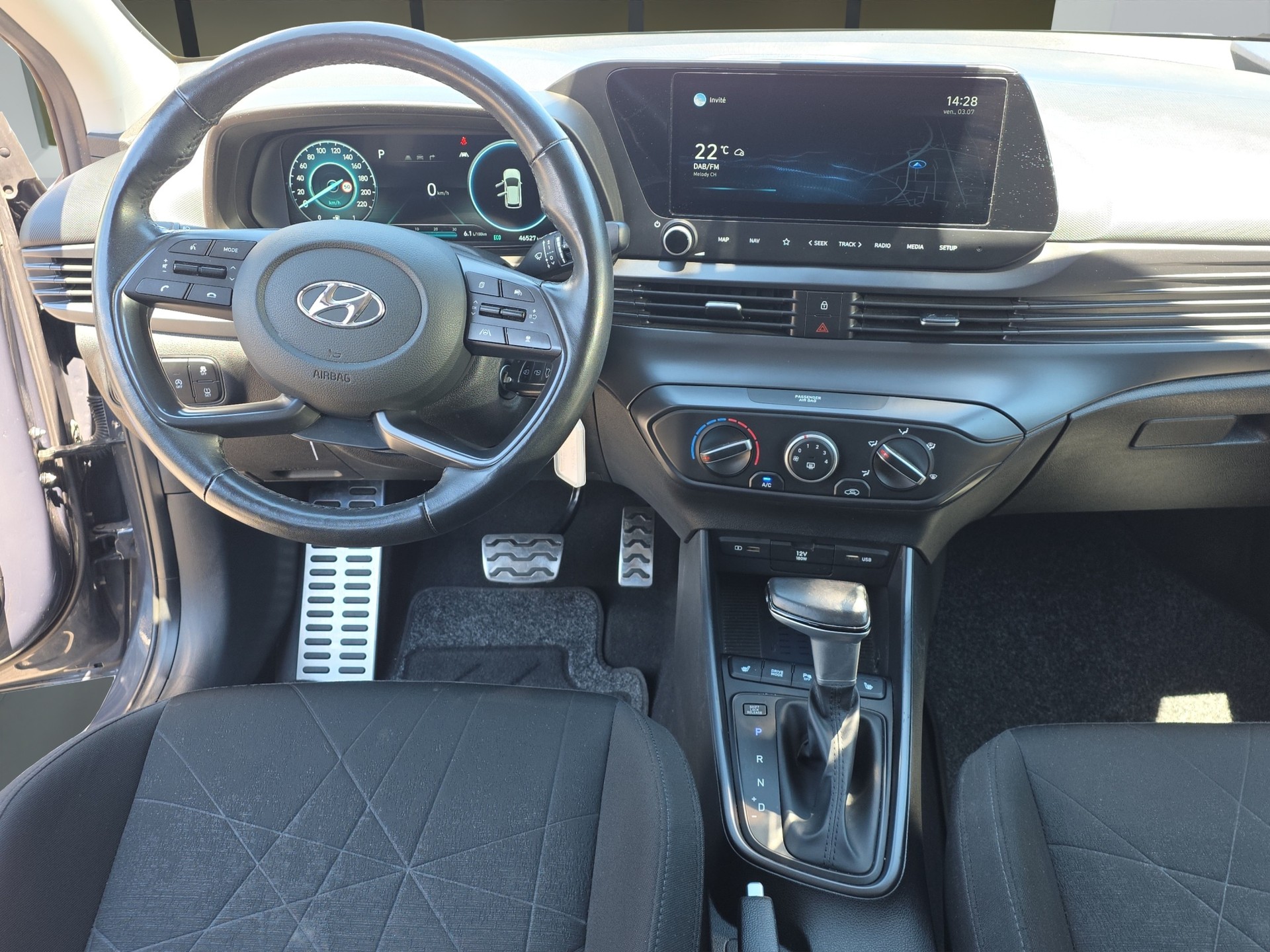 HYUNDAI Bayon 1.0 T-GDi 120 Amplia-image-16