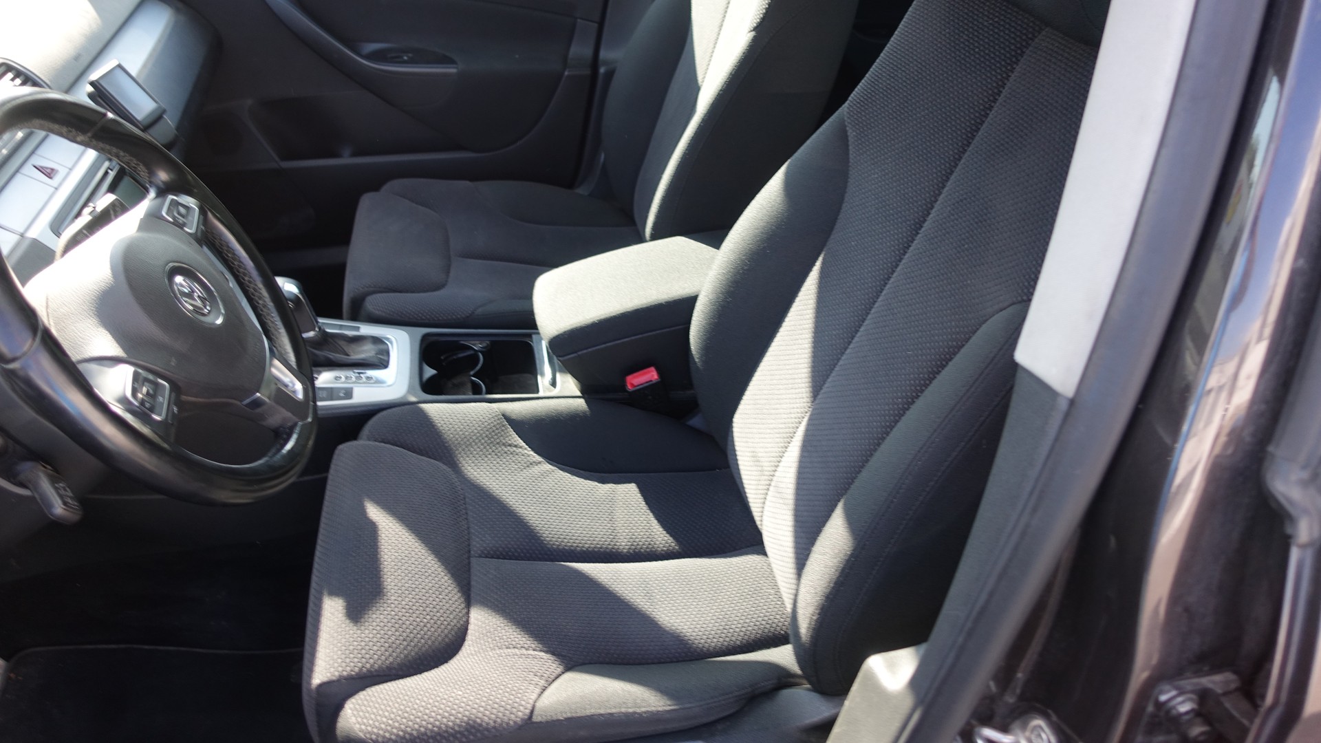 VW Passat Variant 2.0 TDI Comfortline 4Motion DSG-image-6