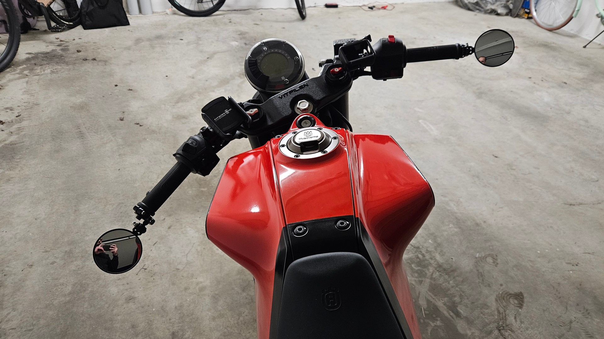 HUSQVARNA Vitpilen 401-image-6