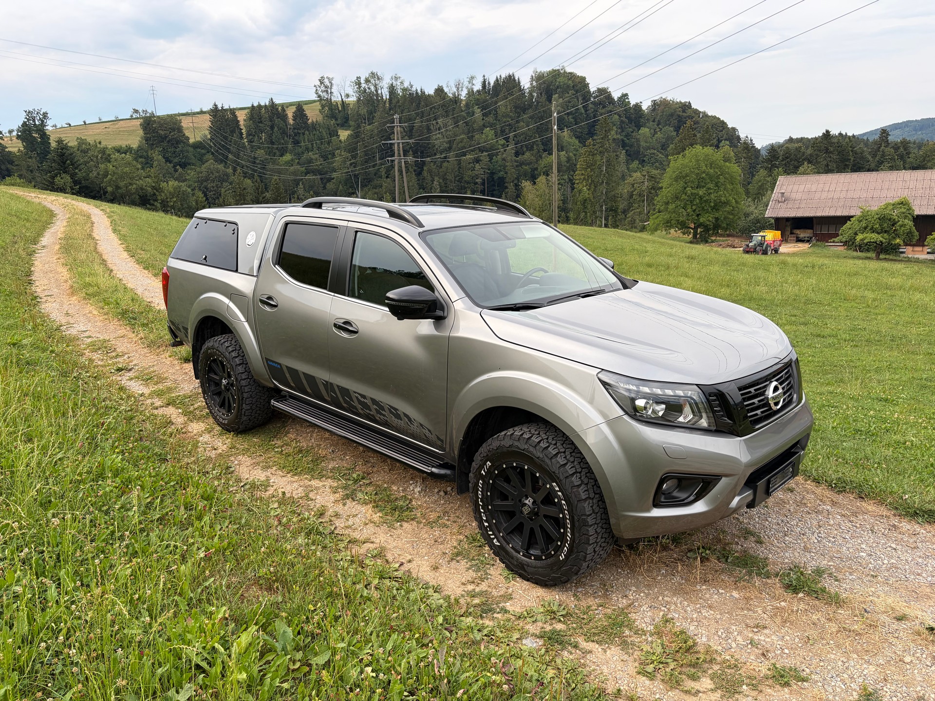 NISSAN 2.3 dCi Double Cab N-Guard
