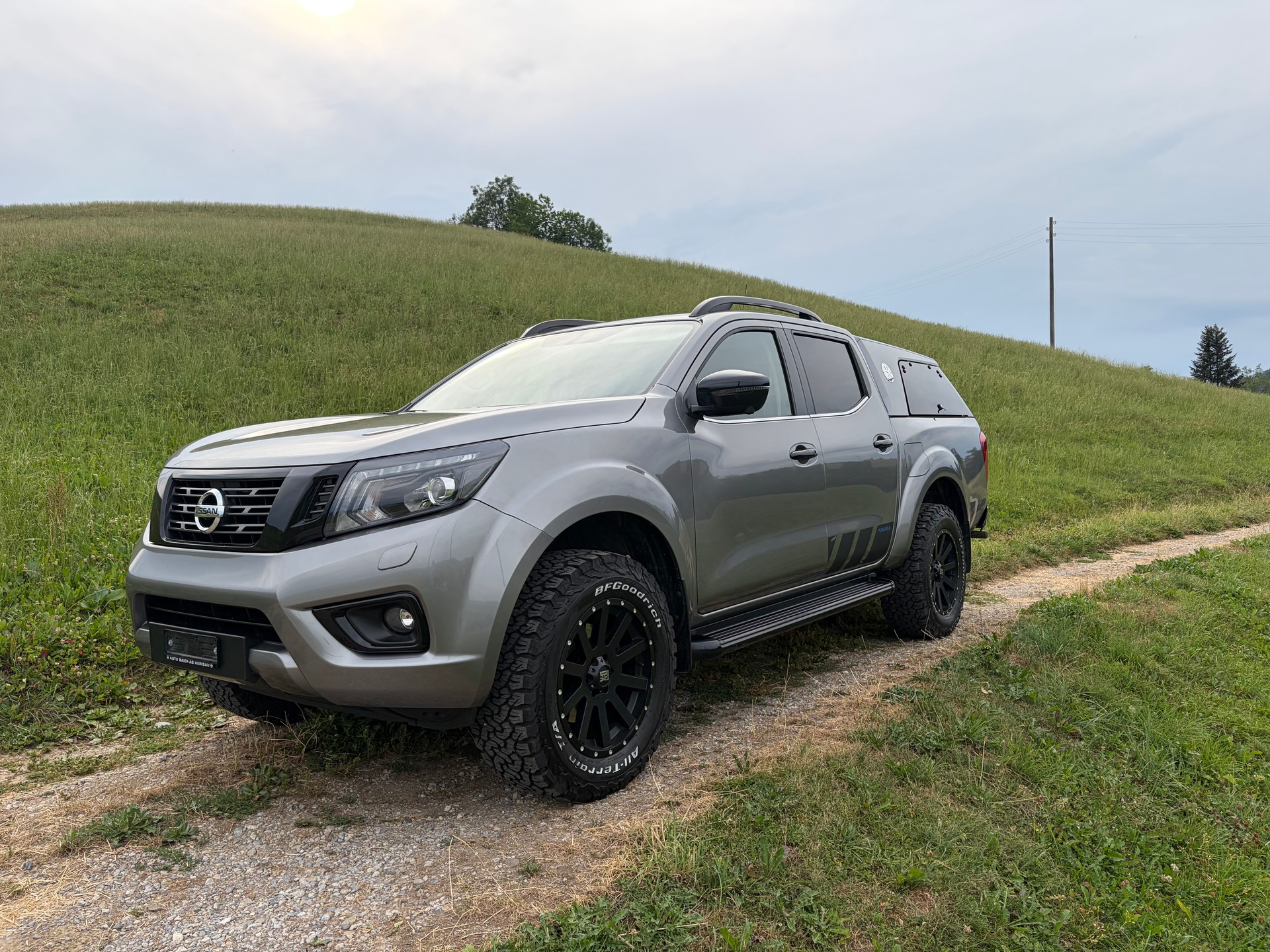 NISSAN 2.3 dCi Double Cab N-Guard-image-1