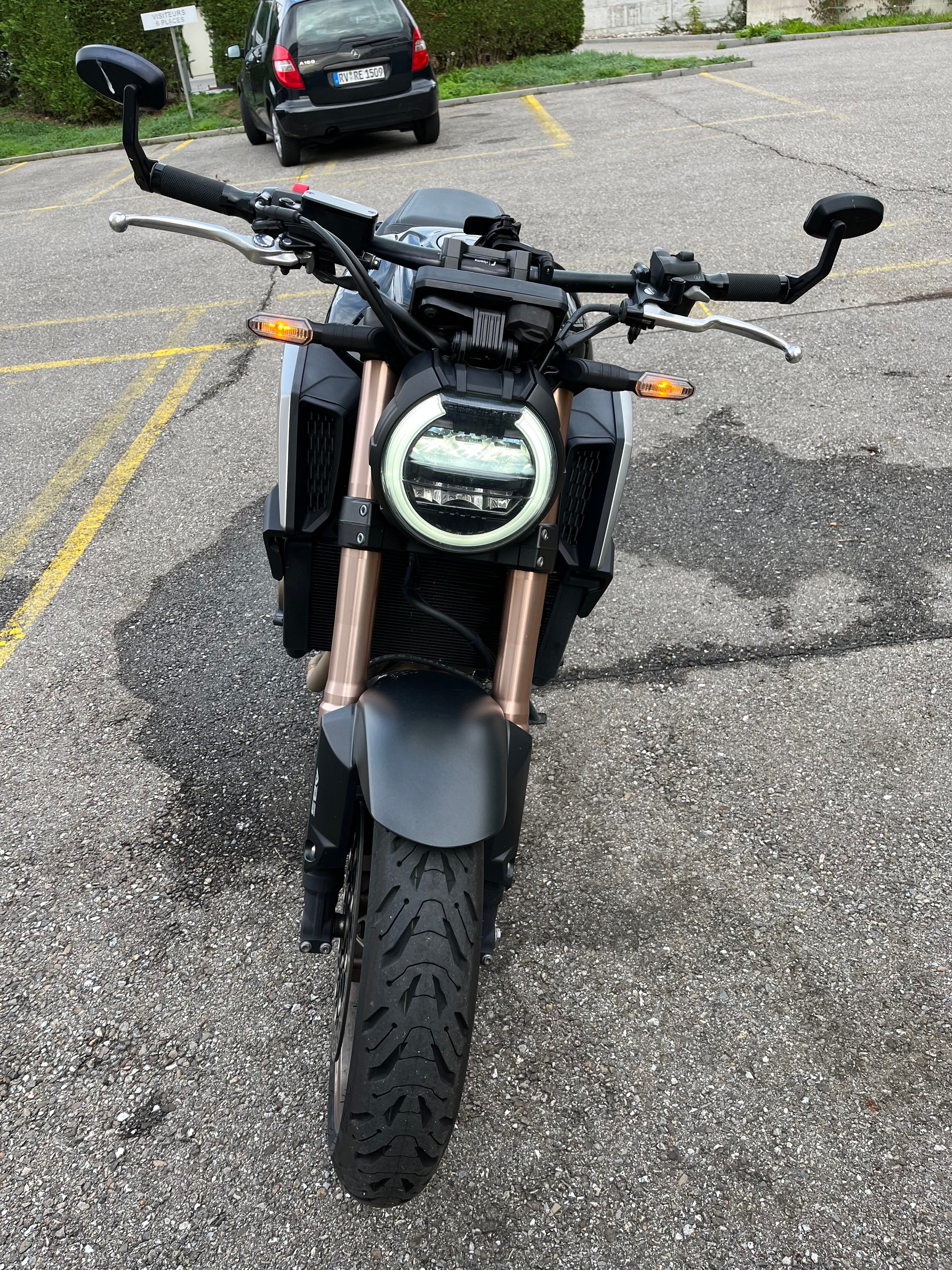 HONDA CB 650 R ABS-image-2