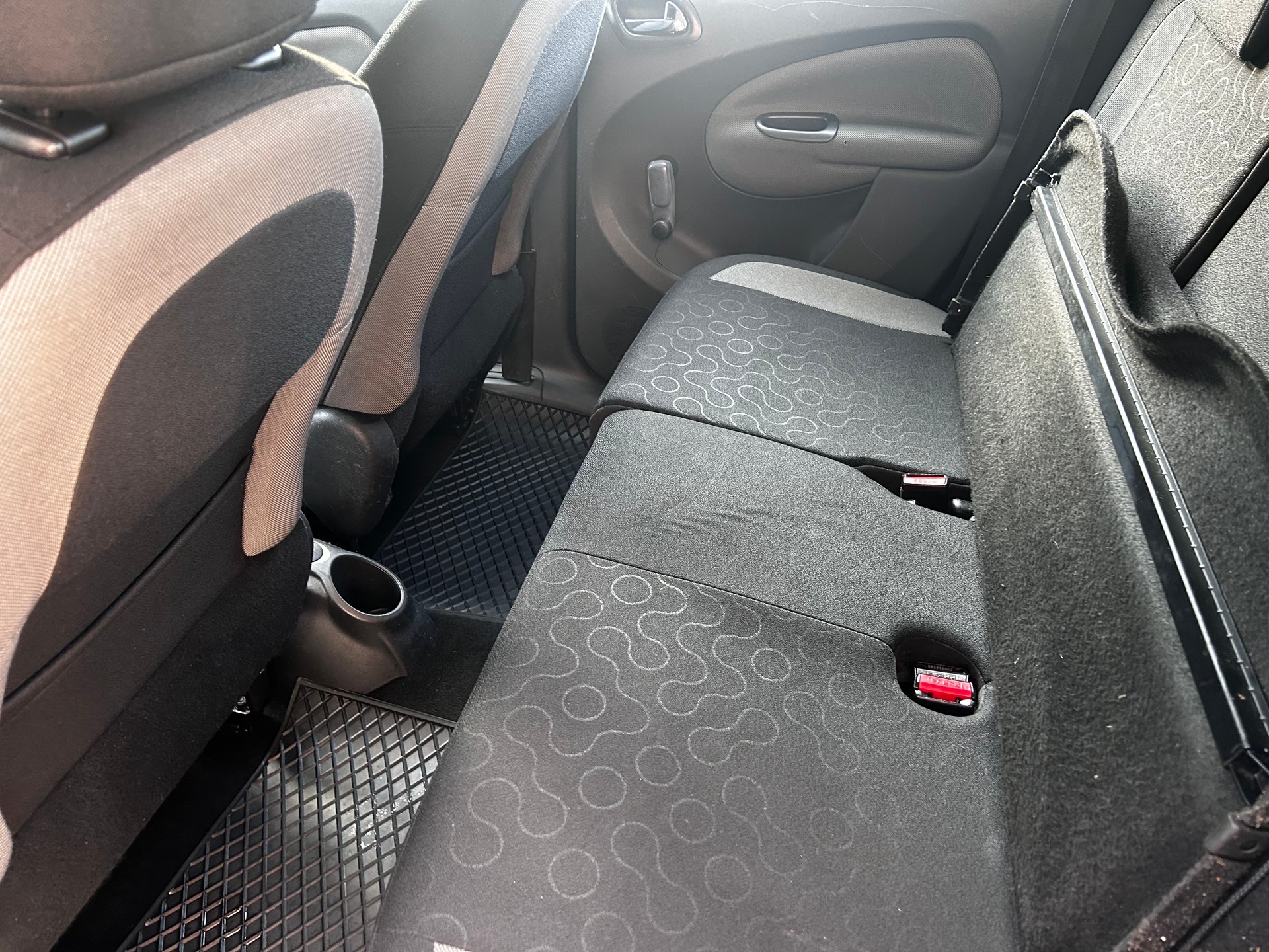 CITROEN C3 Picasso 1.6i 16V Séduction-image-6