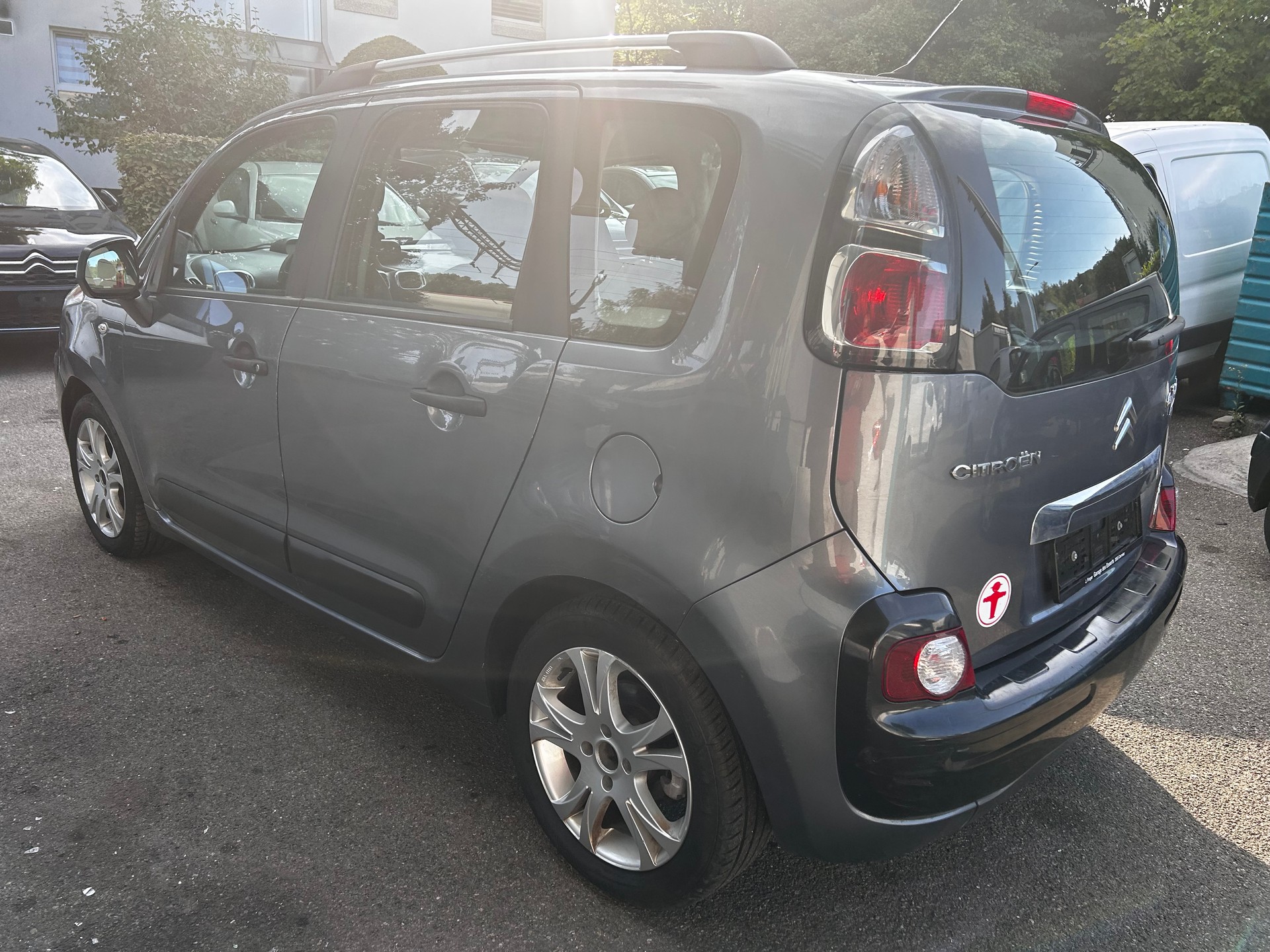 CITROEN C3 Picasso 1.6i 16V Séduction-image-5