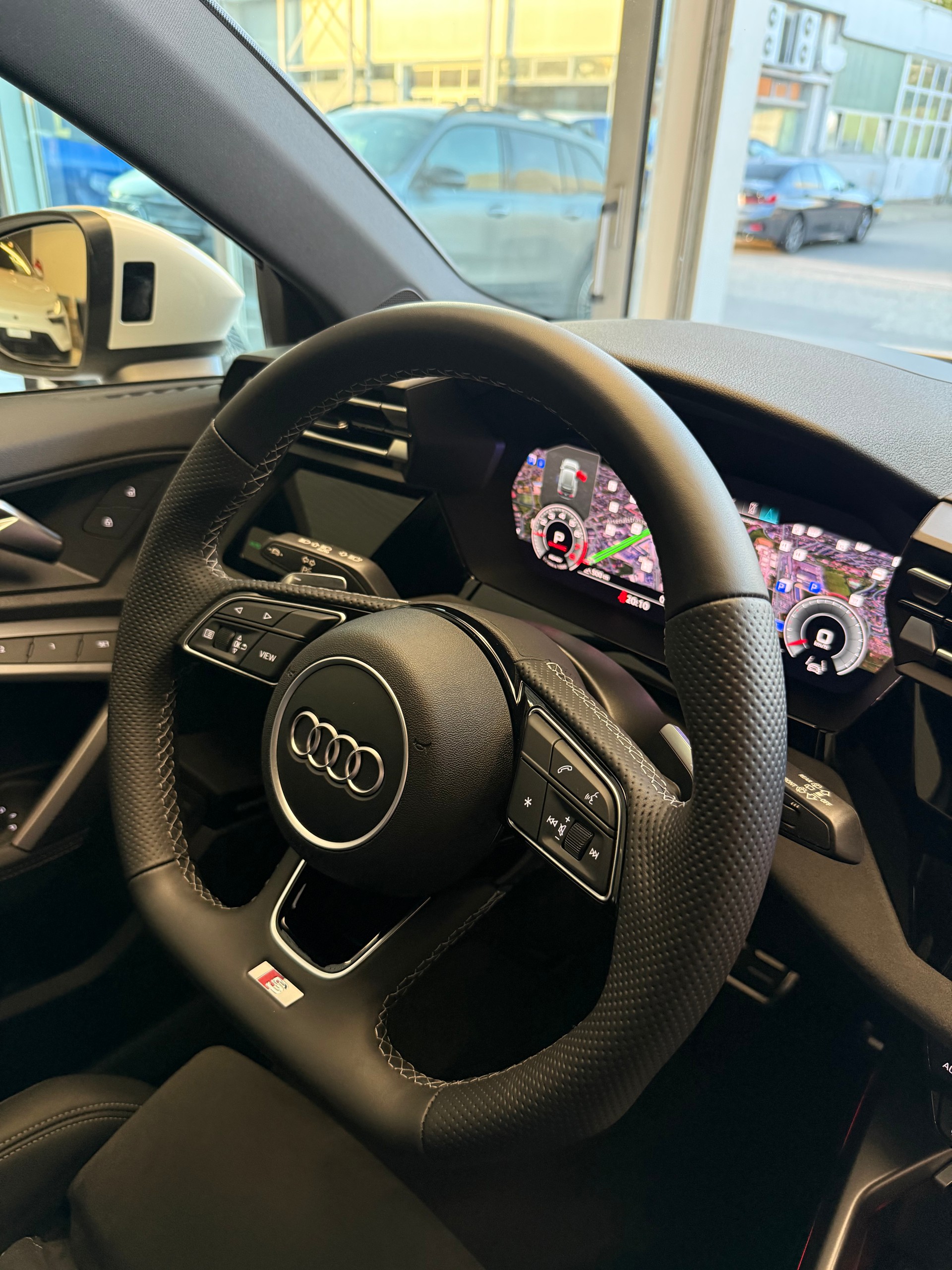 AUDI A3 allstreet 35 TFSI Attraction S-tronic-image-14