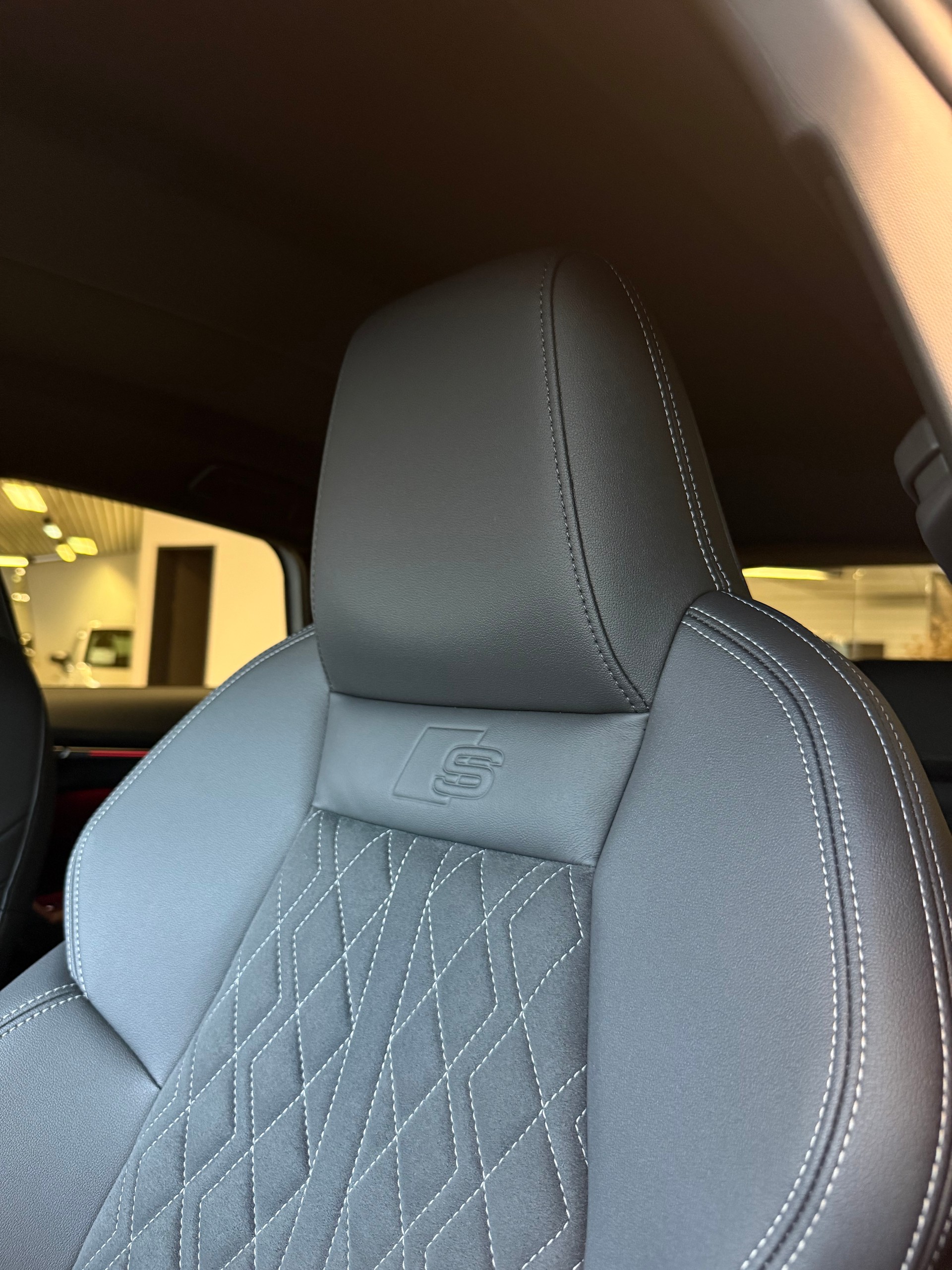 AUDI A3 allstreet 35 TFSI Attraction S-tronic-image-6