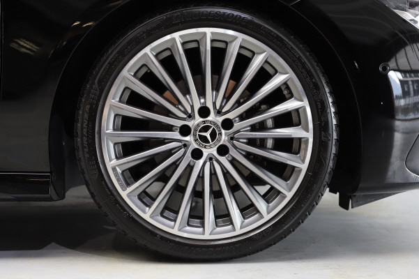 MERCEDES-BENZ CLA 180 7G-DCT-image-12
