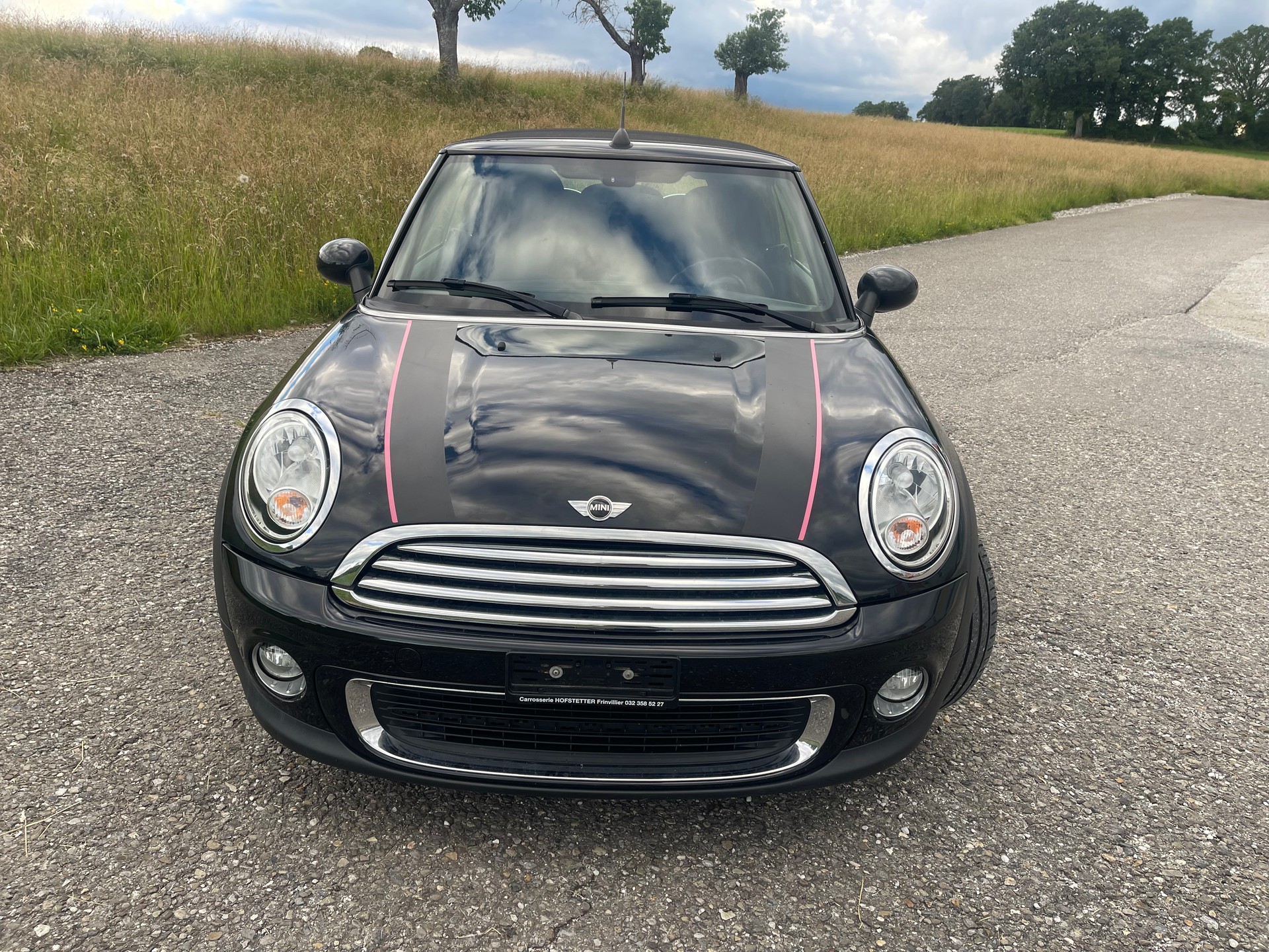 MINI One Cabriolet-image-3