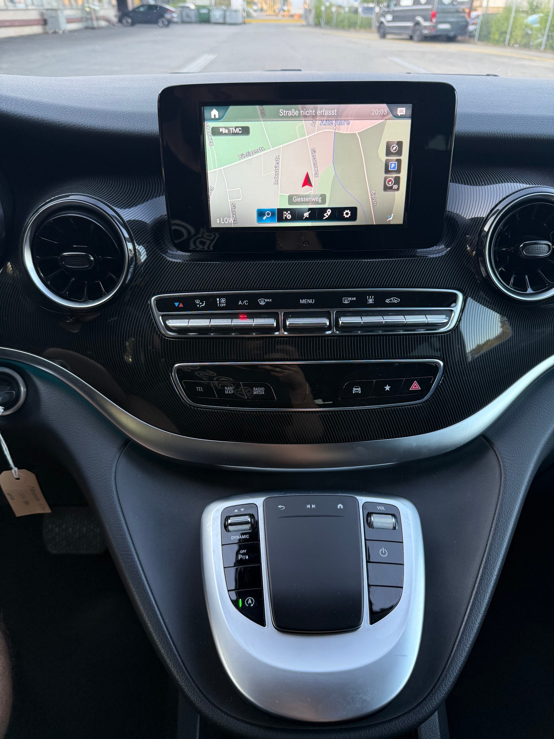 MERCEDES-BENZ V 220 d kompakt 9G-Tronic 6 Plätze-image-13
