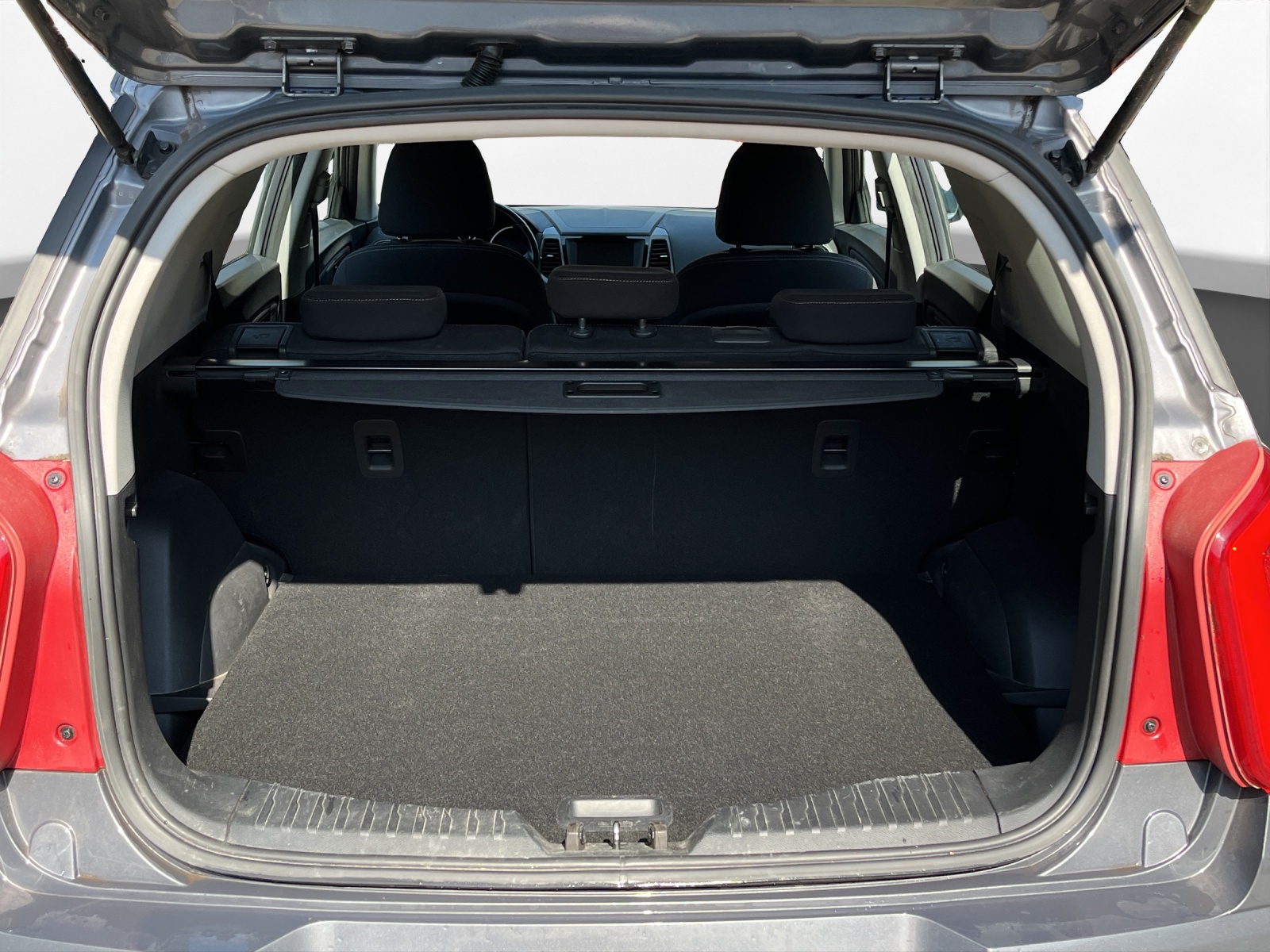 KGM-SsangYong XLV 1.6 e-XGi Quartz 2WD-image-11