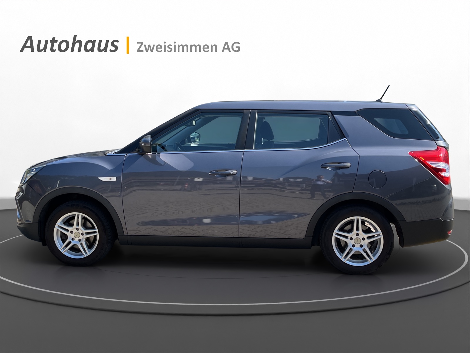 KGM-SsangYong XLV 1.6 e-XGi Quartz 2WD-showroom-element-1