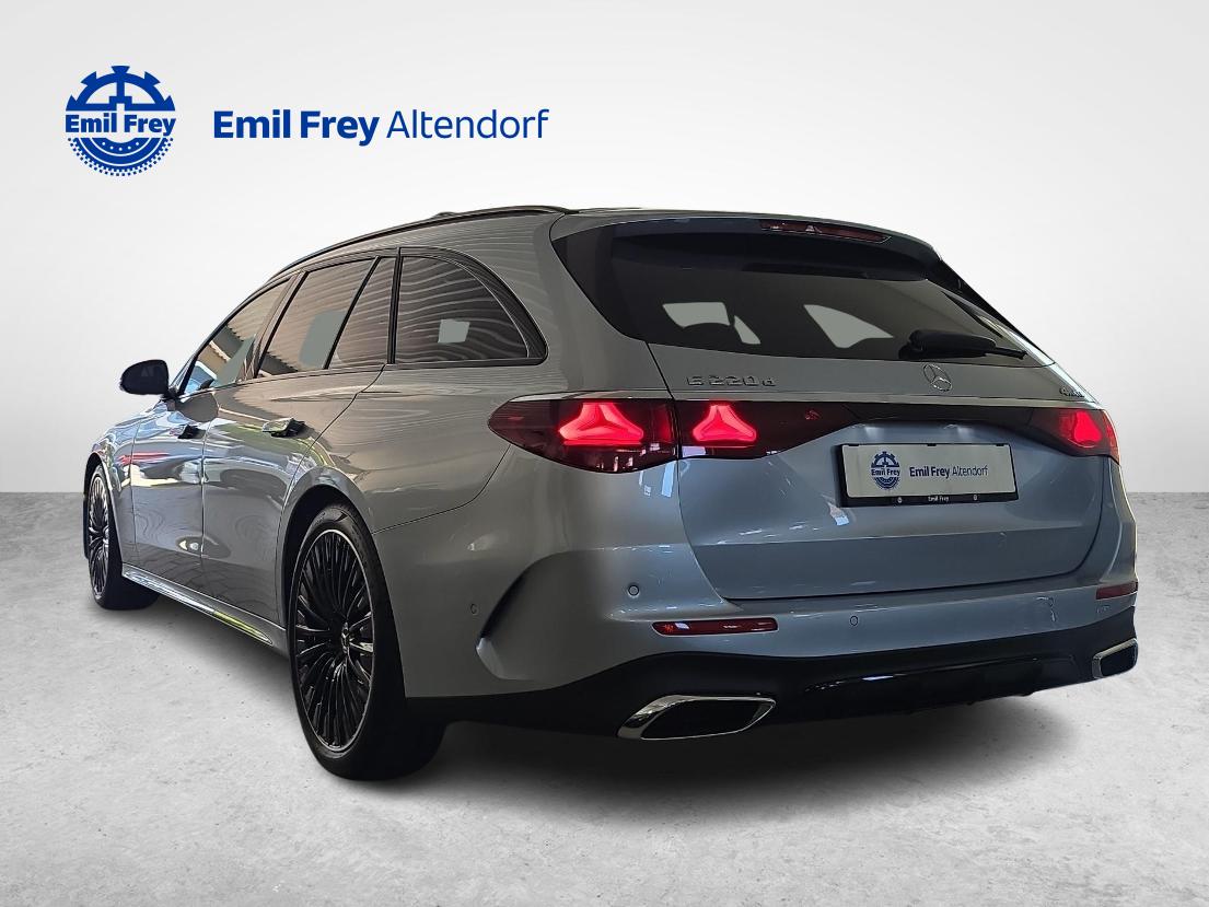MERCEDES-BENZ E 220 d 4MATIC T-Modell AMG Line-showroom-element-2