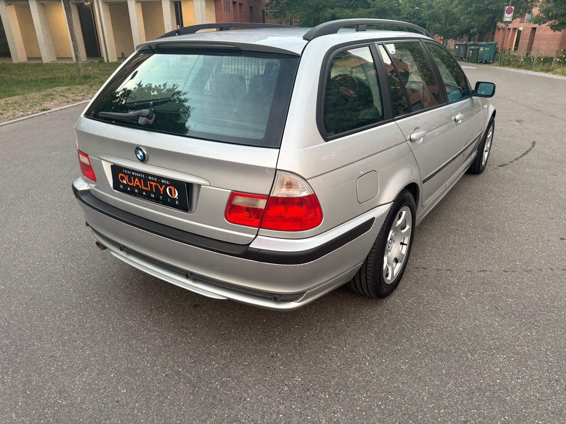 BMW 318i Touring Efficiency-image-8