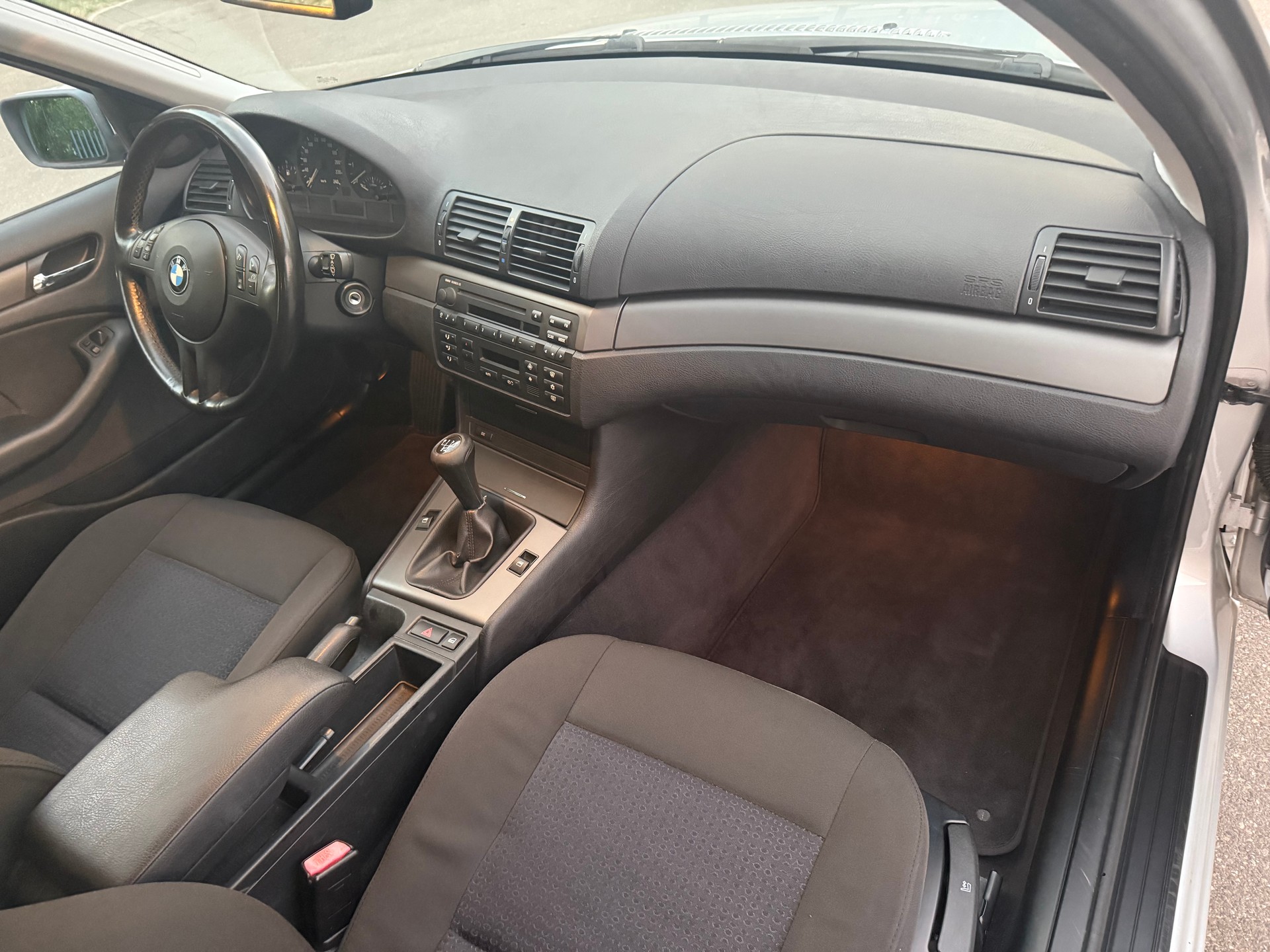 BMW 318i Touring Efficiency-image-19
