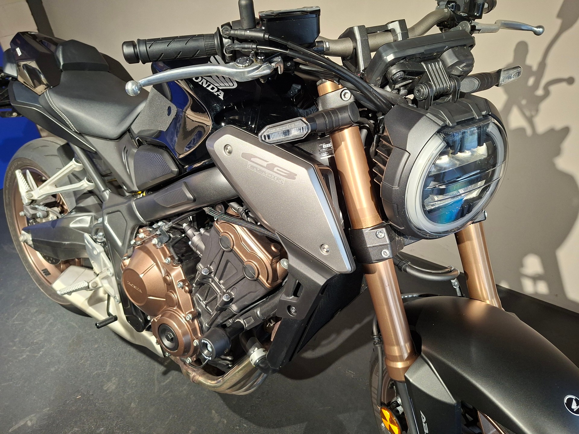 HONDA CB 650 R ABS-image-3