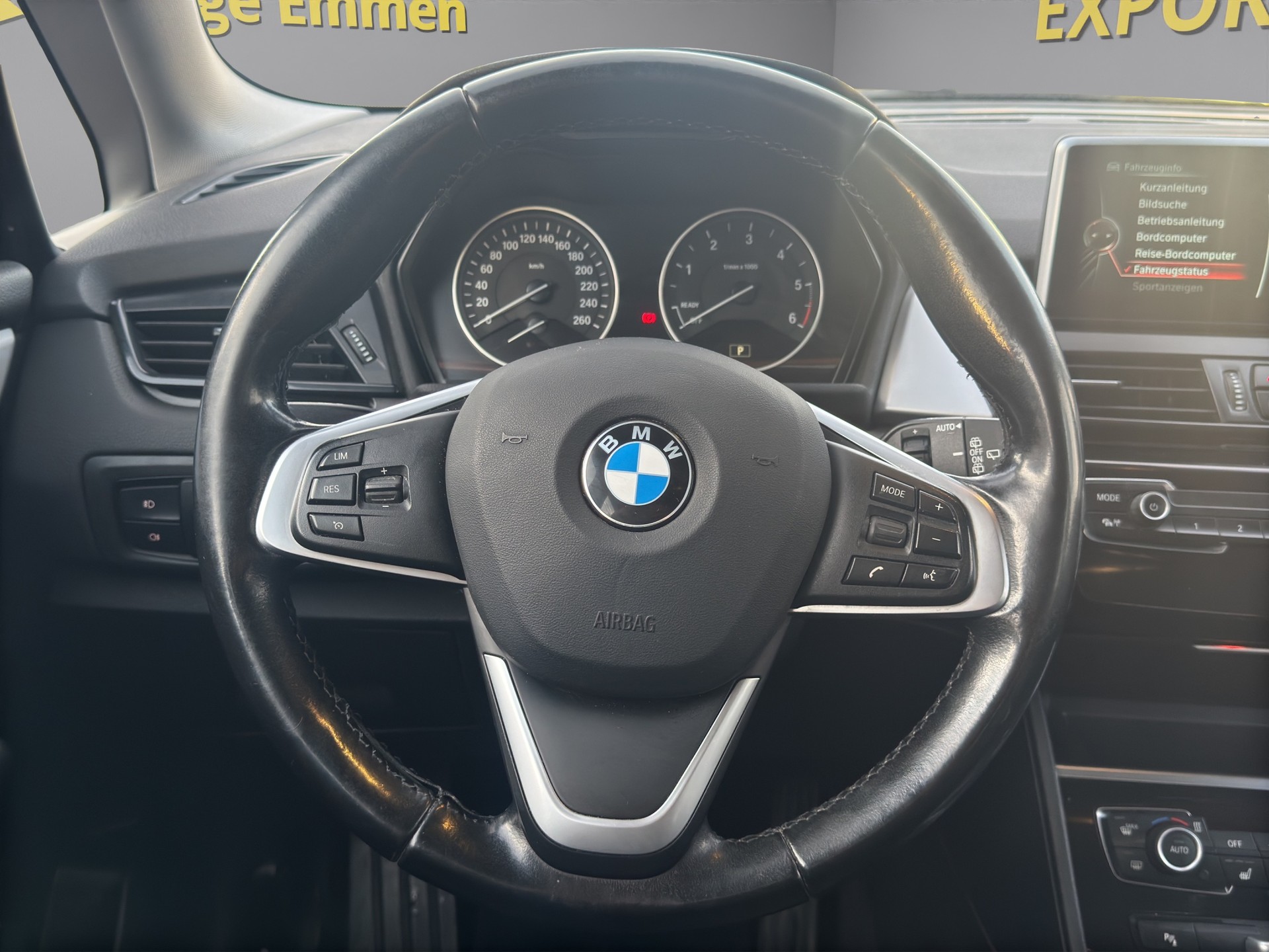BMW 220d xDrive Active Tourer Steptronic-image-12